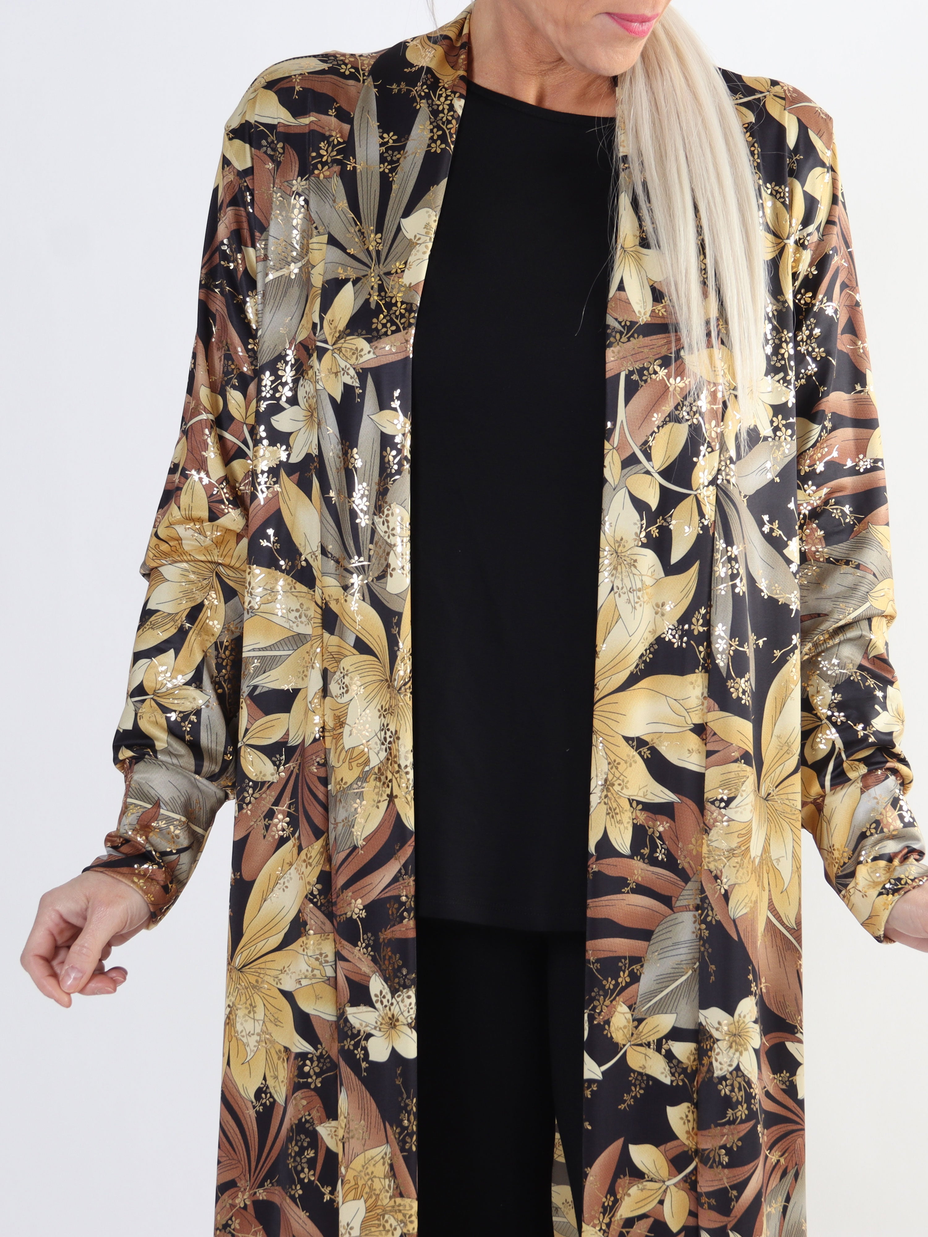 Mikkala Gold Flower - Elastisk plus size cardigan med print