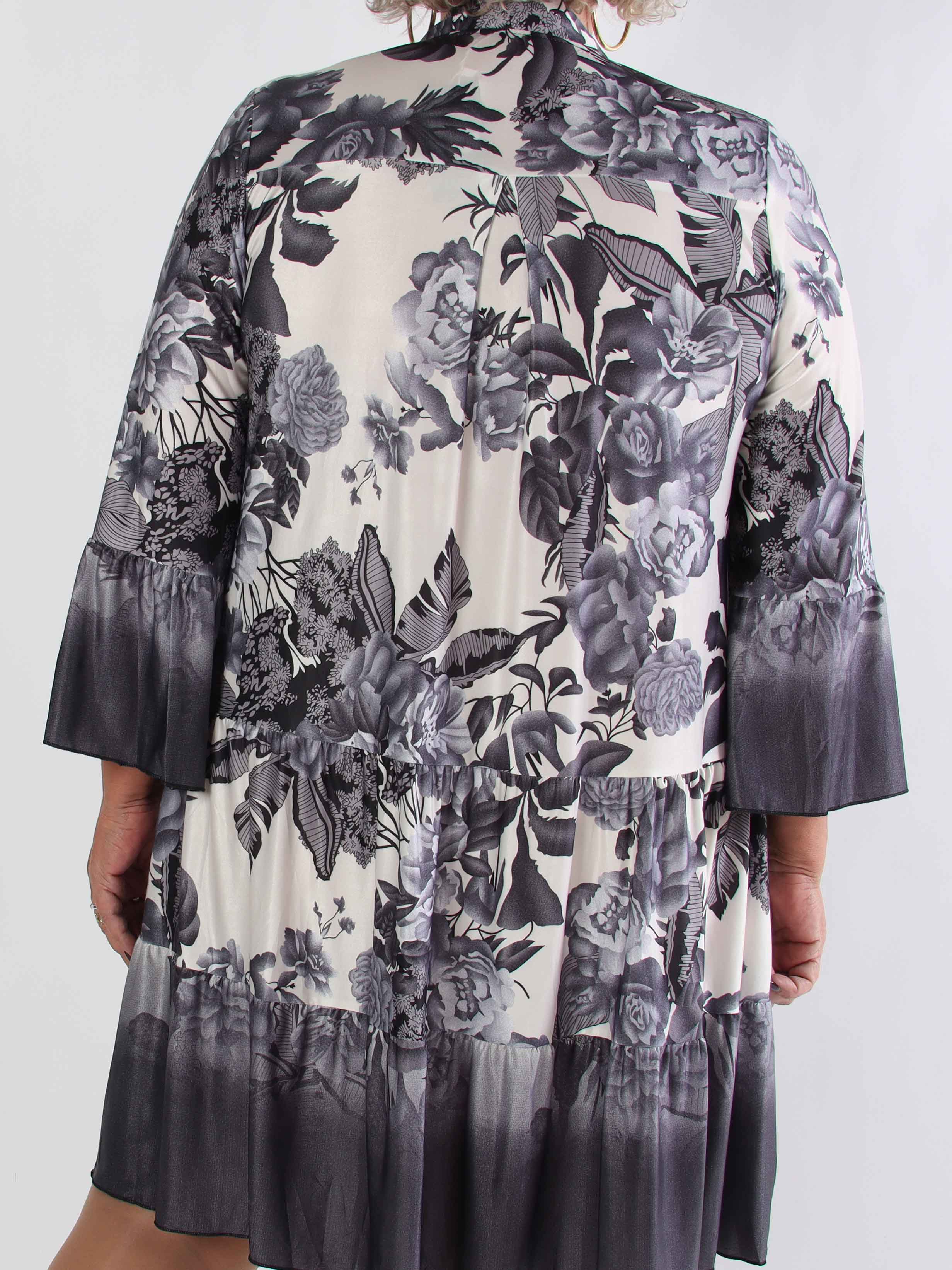 Milania Flower - Elastisk blomstret plus size kjole med flæselag