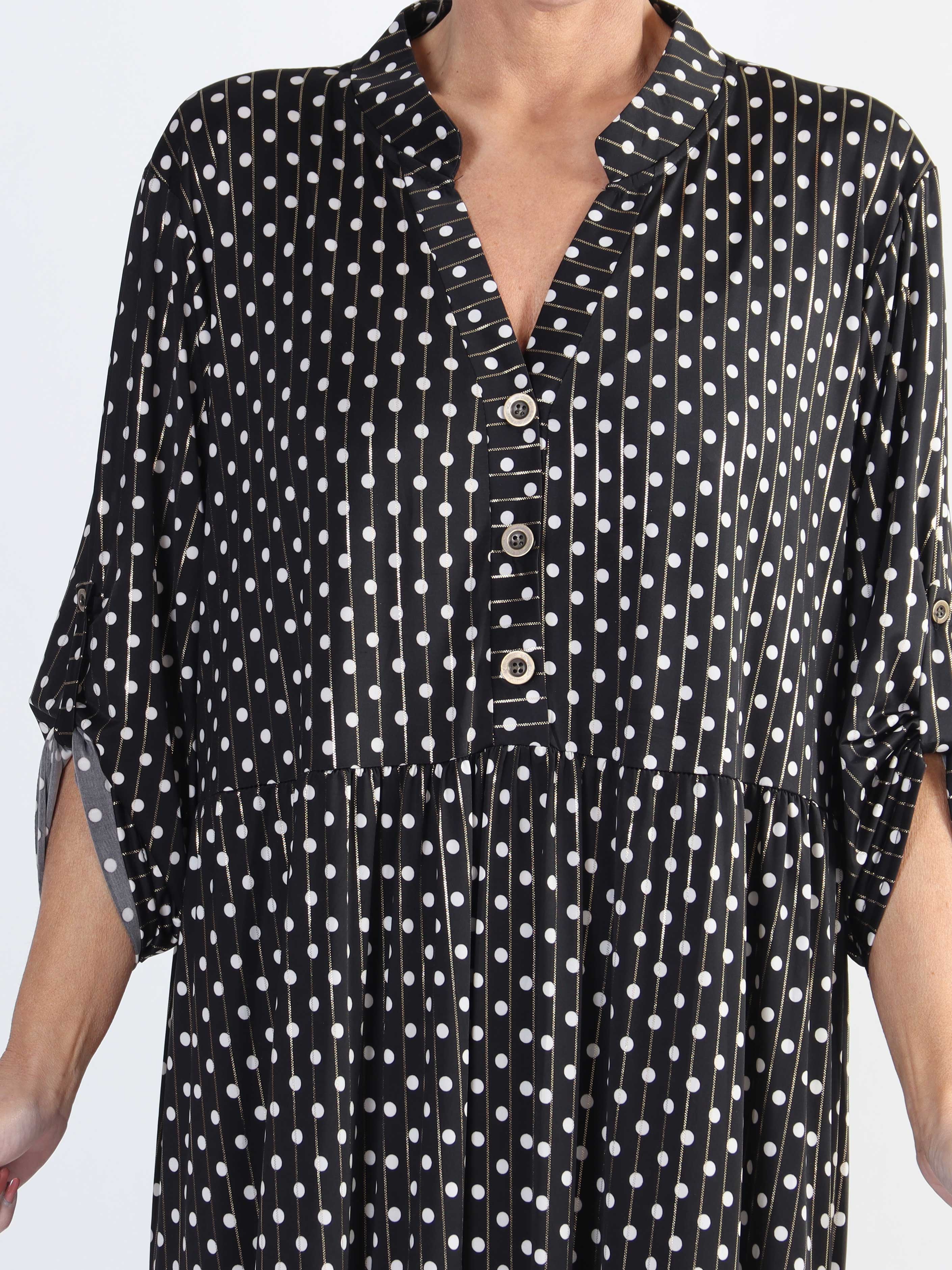 Milano Dot - Lang plus size kjole med prikker og lag på lag look