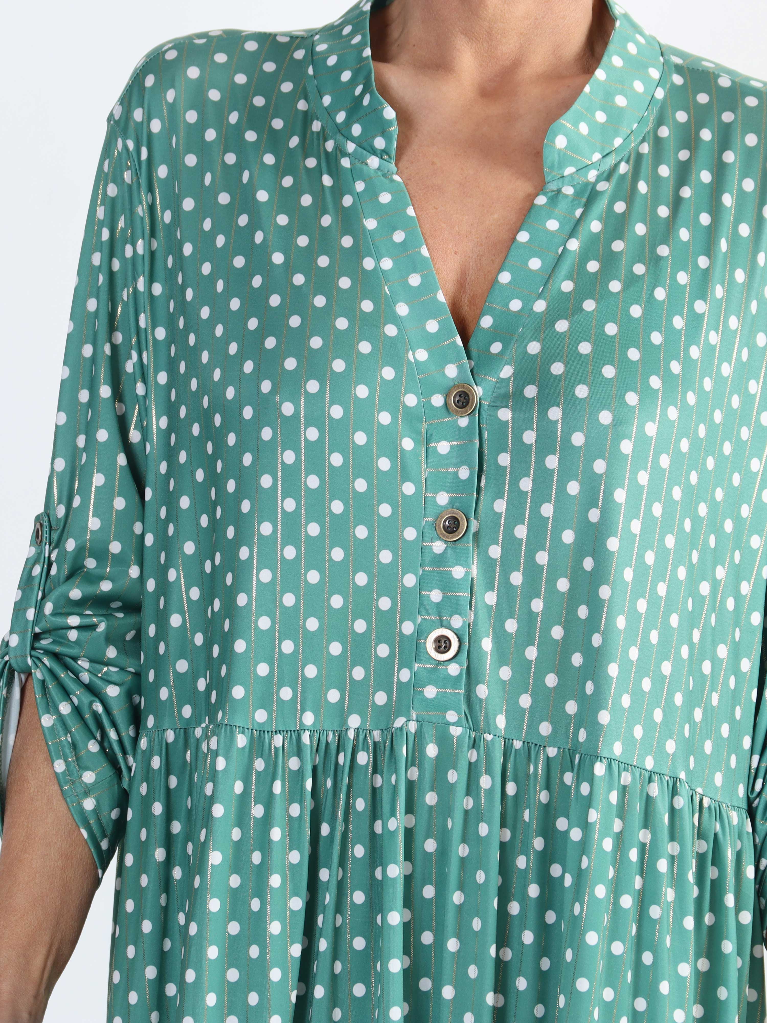 Milano Dot - Lang plus size kjole med prikker og lag på lag look