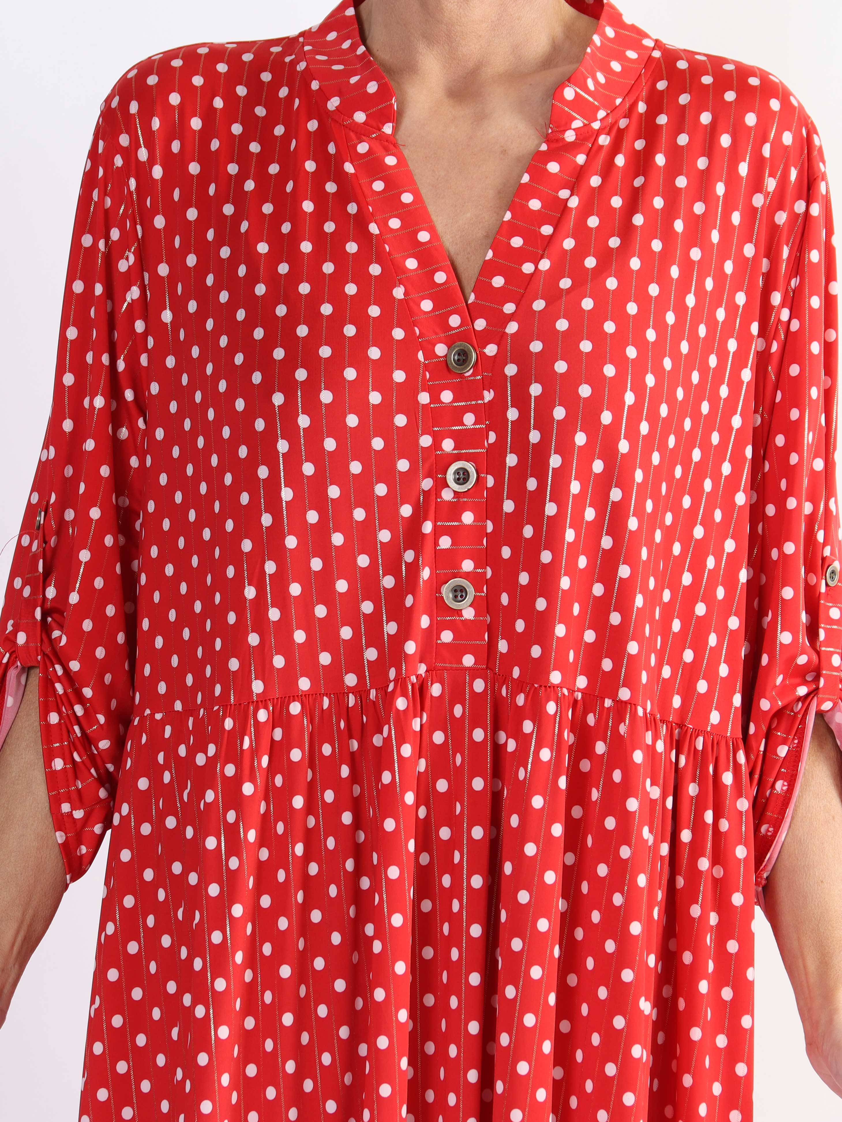 Milano Dot - Lang plus size kjole med prikker og lag på lag look