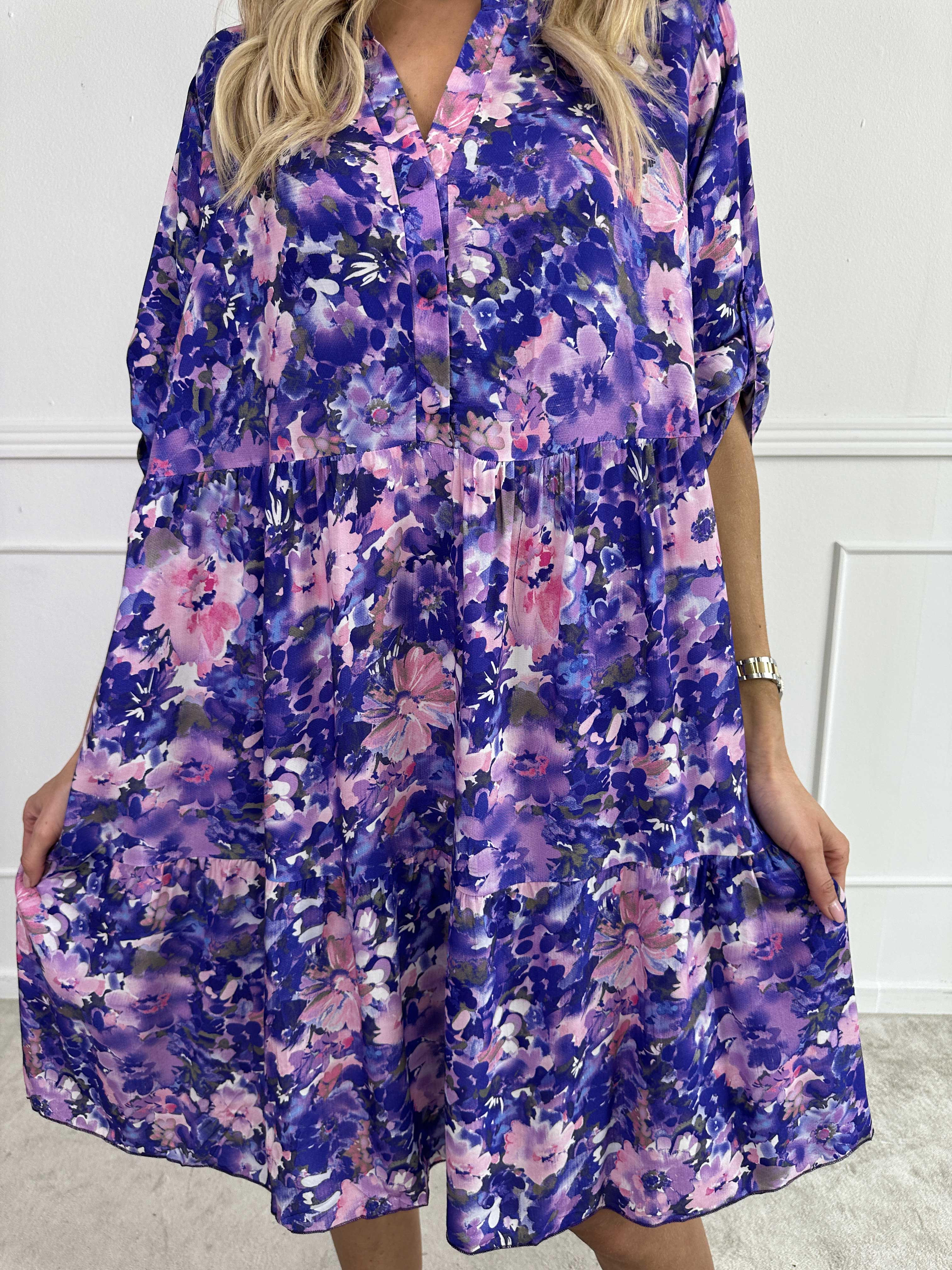 Milano Floral Viscose Midi - Kjole i viskose med blomsterprint