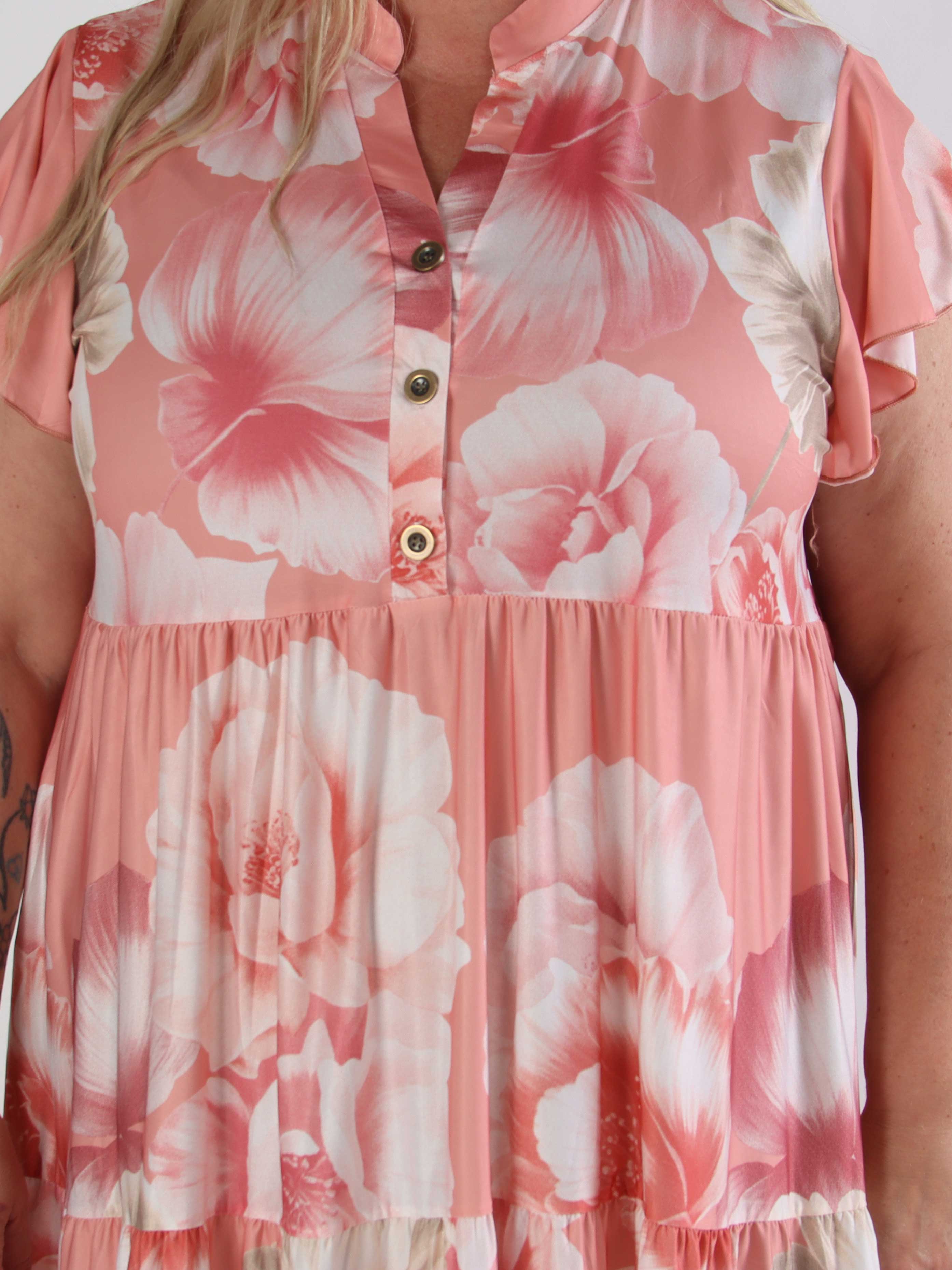 Milano Peony Midi S/S - Blomstret plus size kjole med lag på lag look