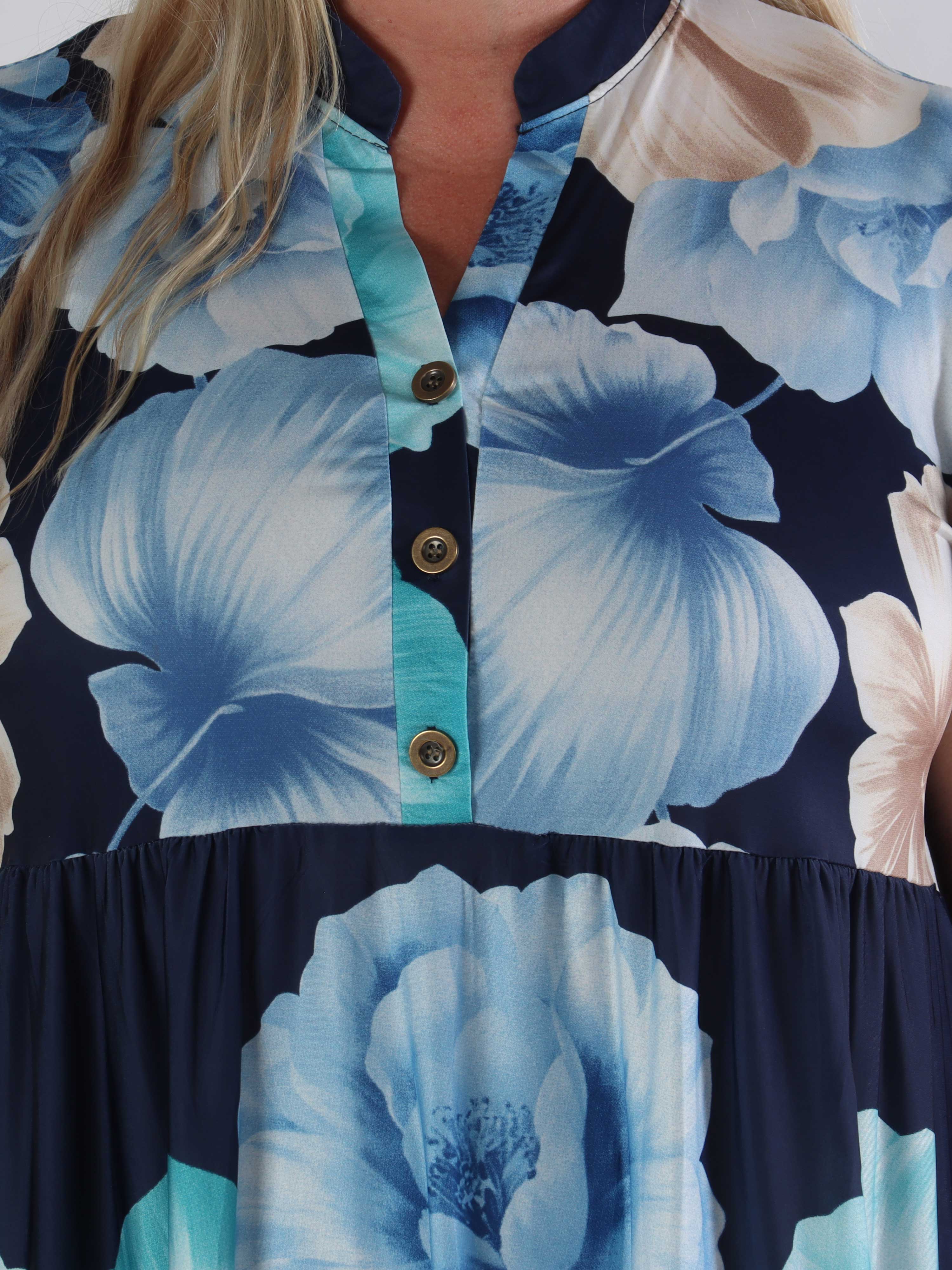 Milano Peony Midi S/S - Blomstret plus size kjole med lag på lag look