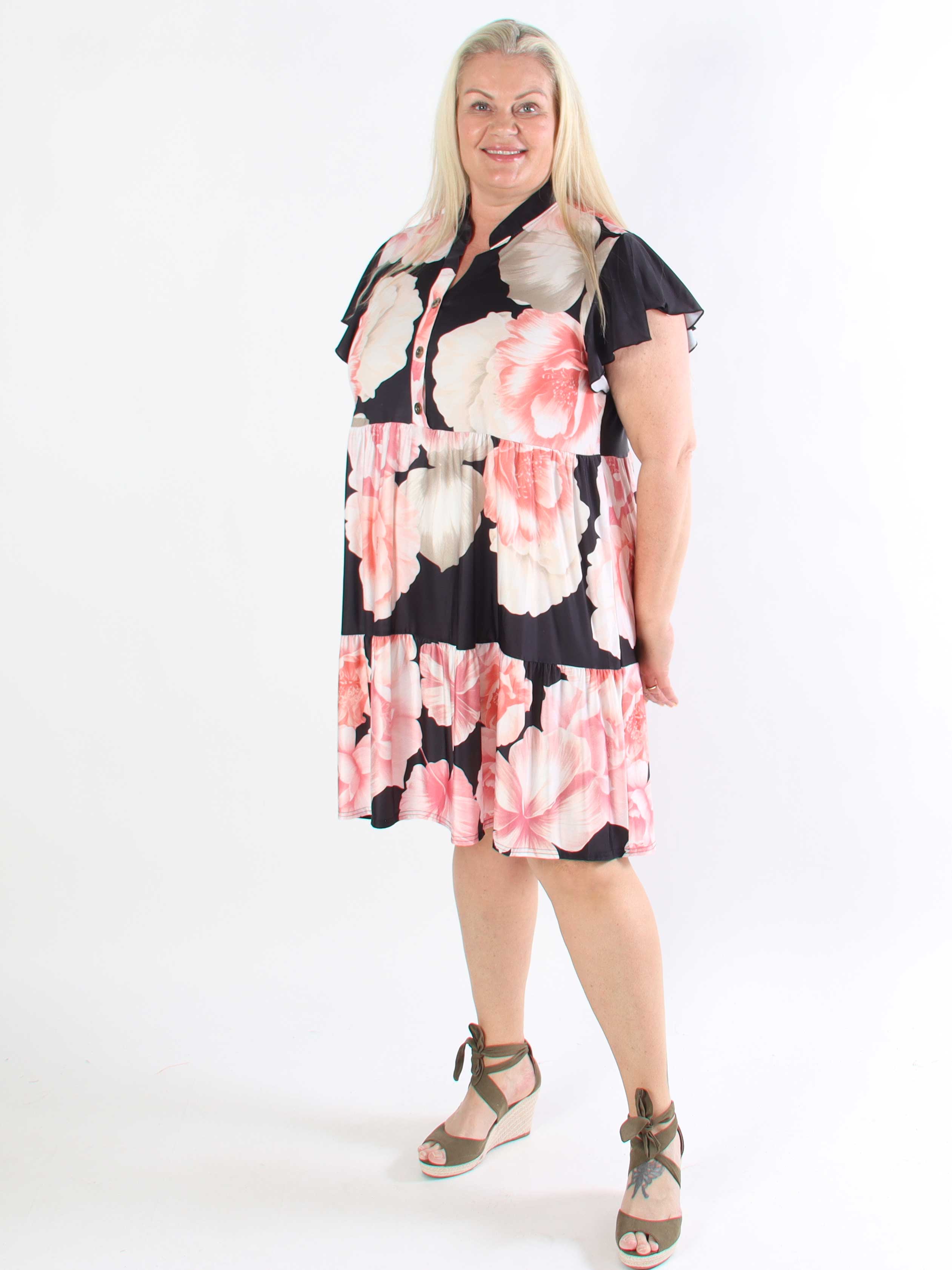 Milano Peony Midi S/S - Blomstret plus size kjole med lag på lag look
