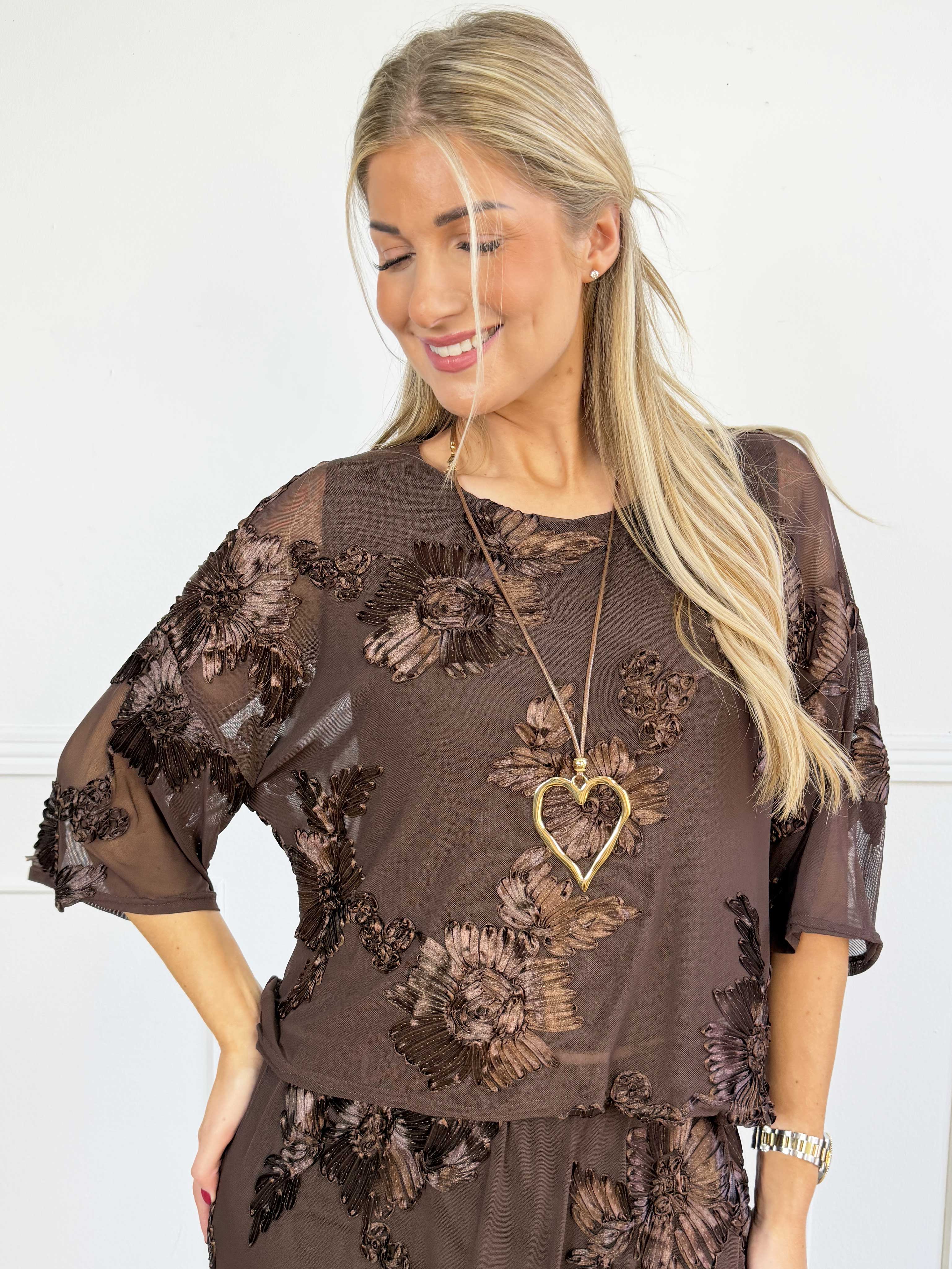 Mily Flora - Stretchy tunika i smukt mesh med fine blomstermotiver