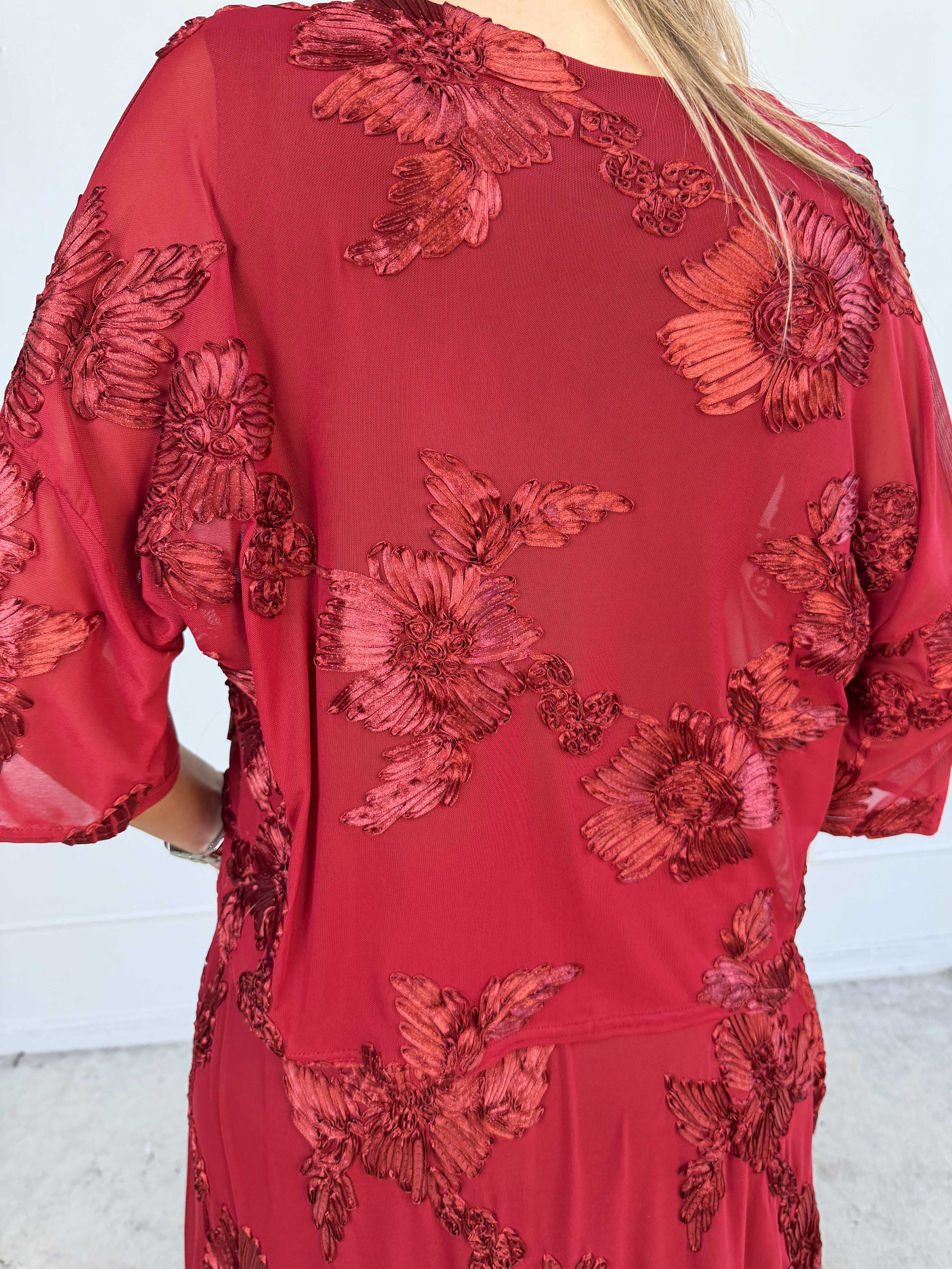 Mily Flora - Stretchy tunika i smukt mesh med fine blomstermotiver