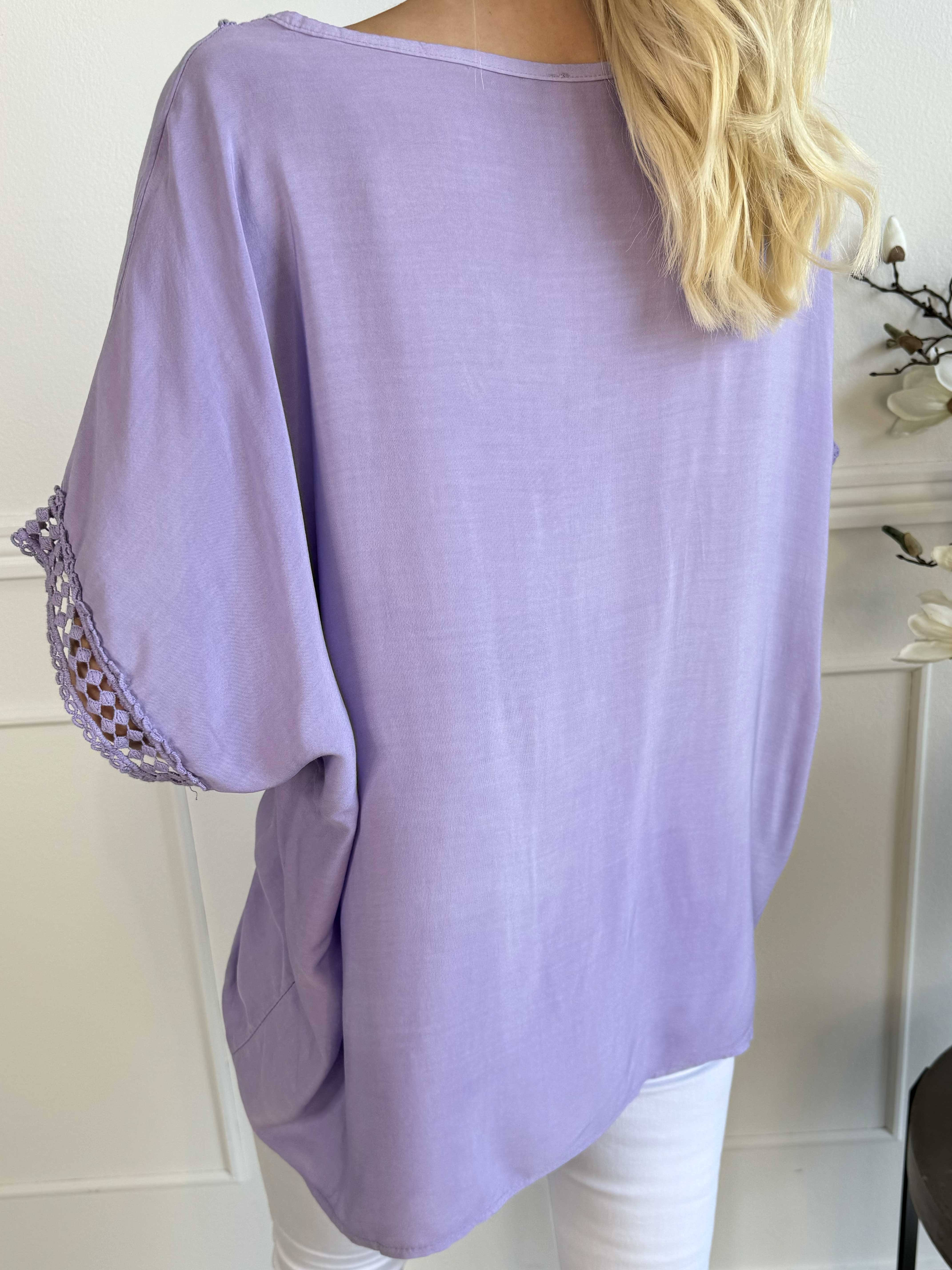 Muna - Simpel tunika i let viskose med broderinger