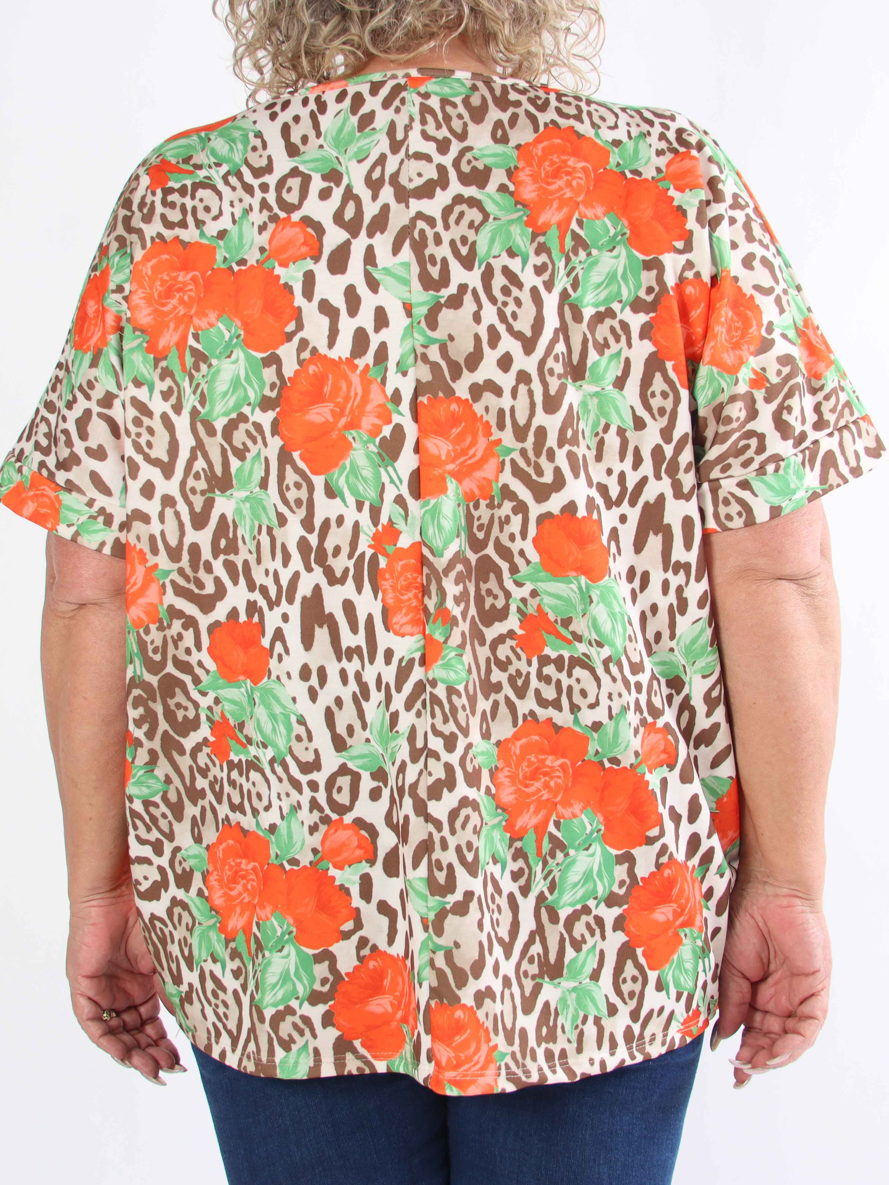 Mintu Leo - Plus size t-shirt i bomuld med leopardprint