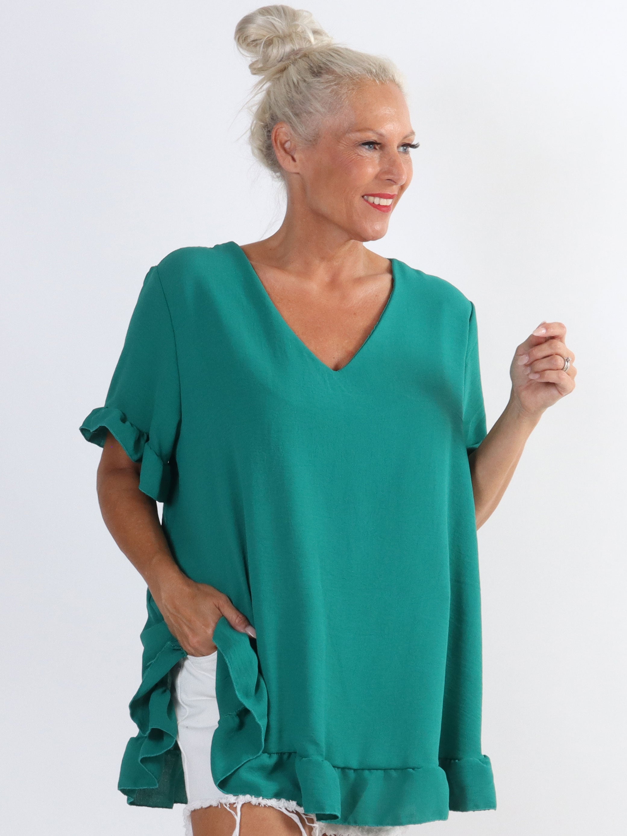 Mio - Sød plus size tunika med flæsekanter