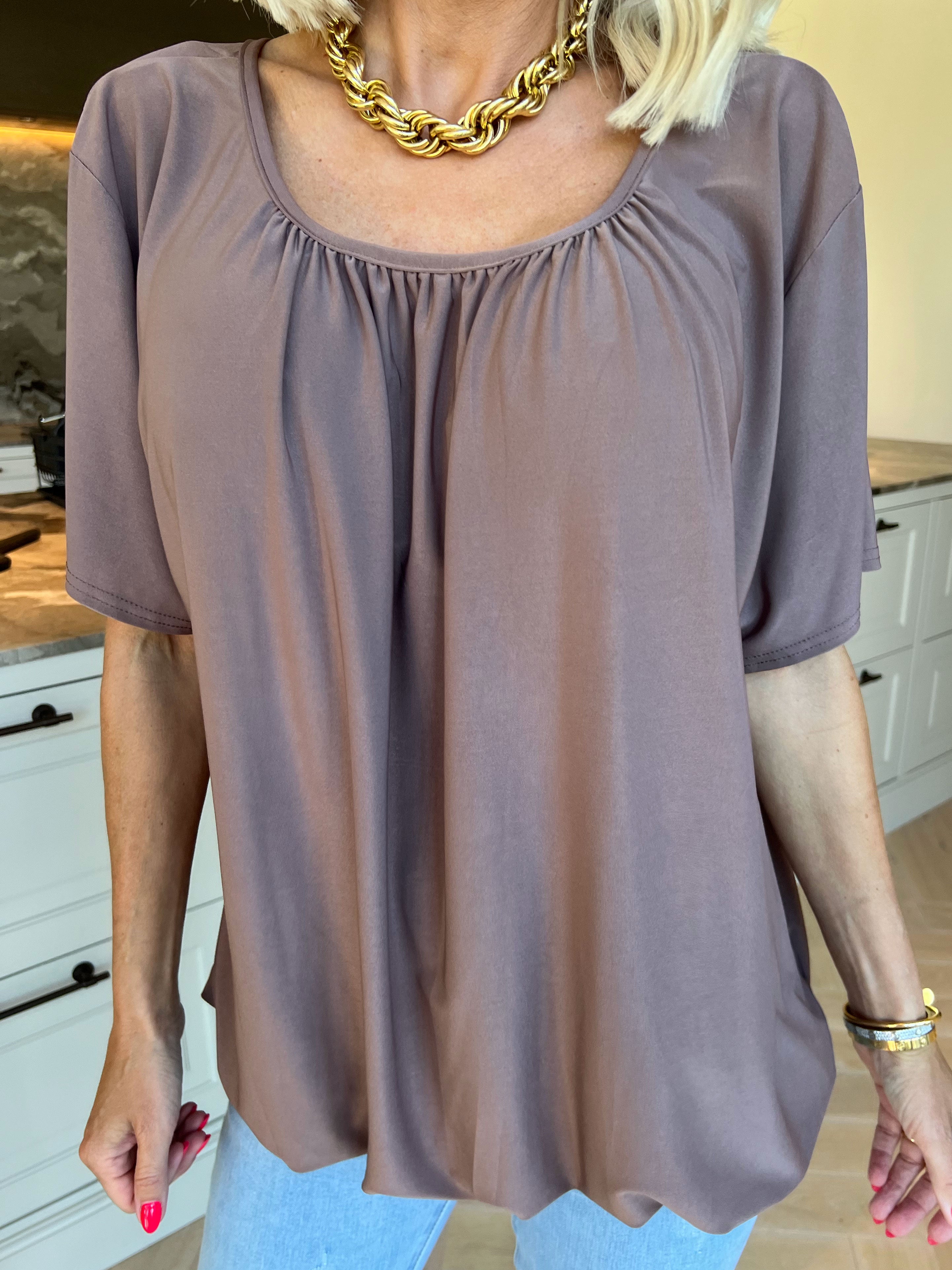 Miracle Basic - Skønneste basis t-shirt med elastik for enden
