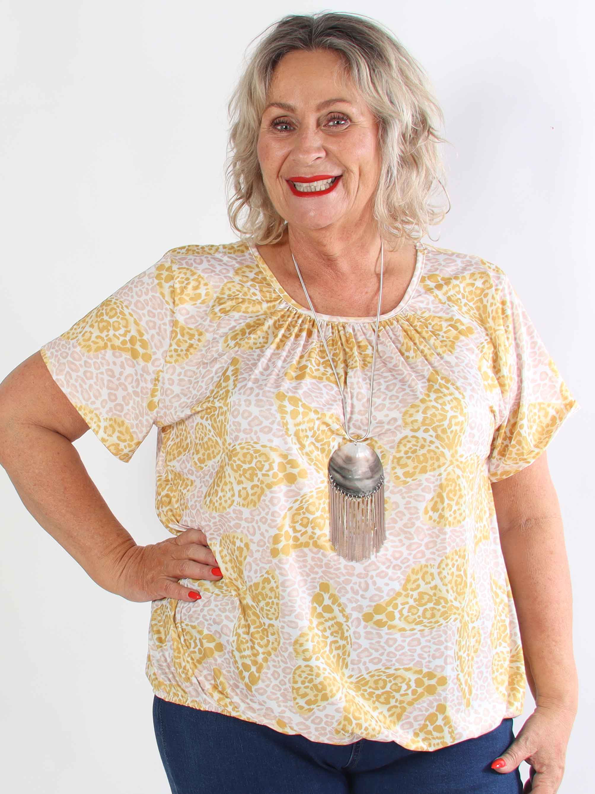 Miracle Butterfly - Plus size t-shirt med leopardprint, sommerfugl og elastik i bunden