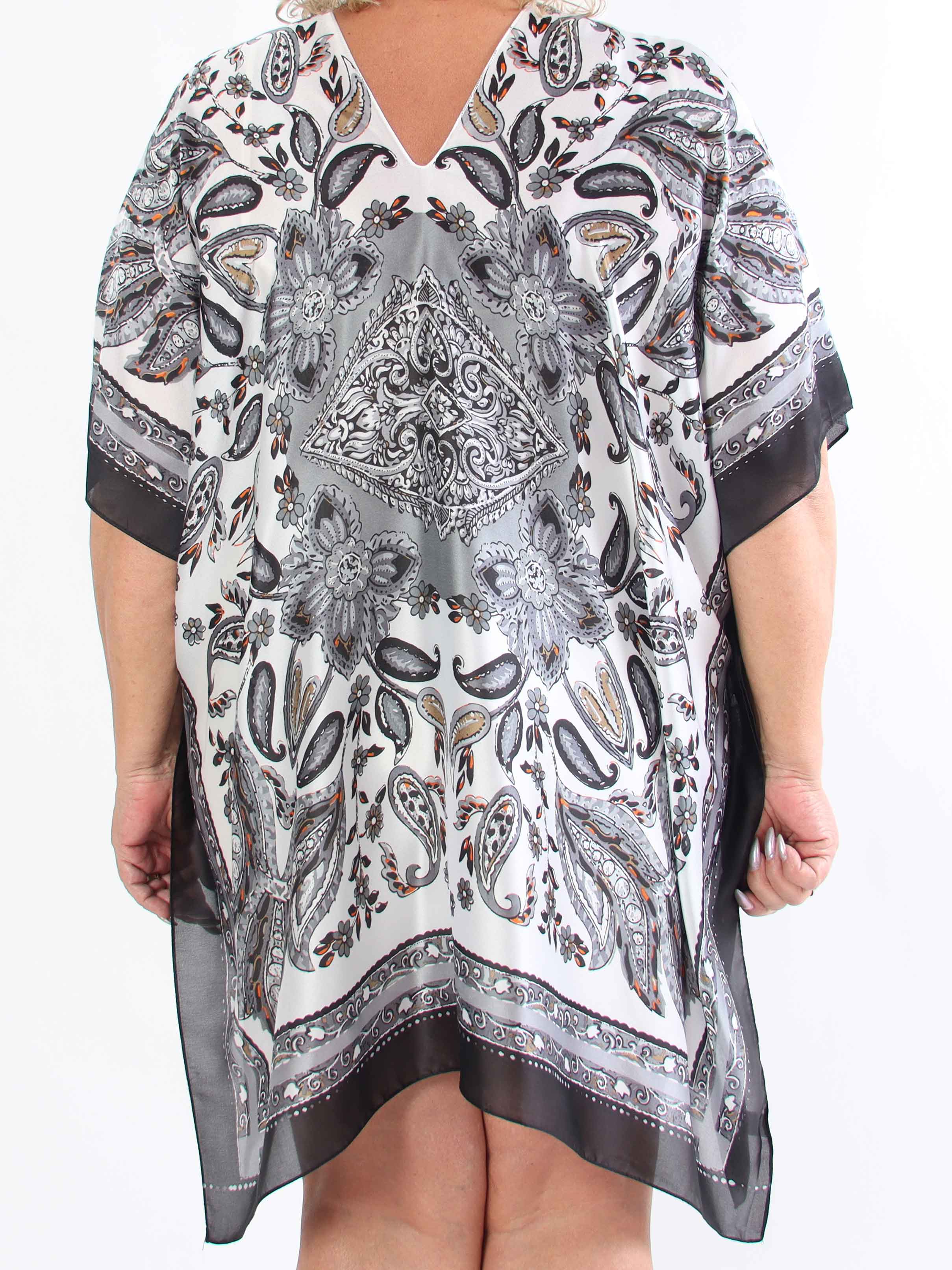 Miranda - Løs mønstret plus size tunika i blød viskose og silke