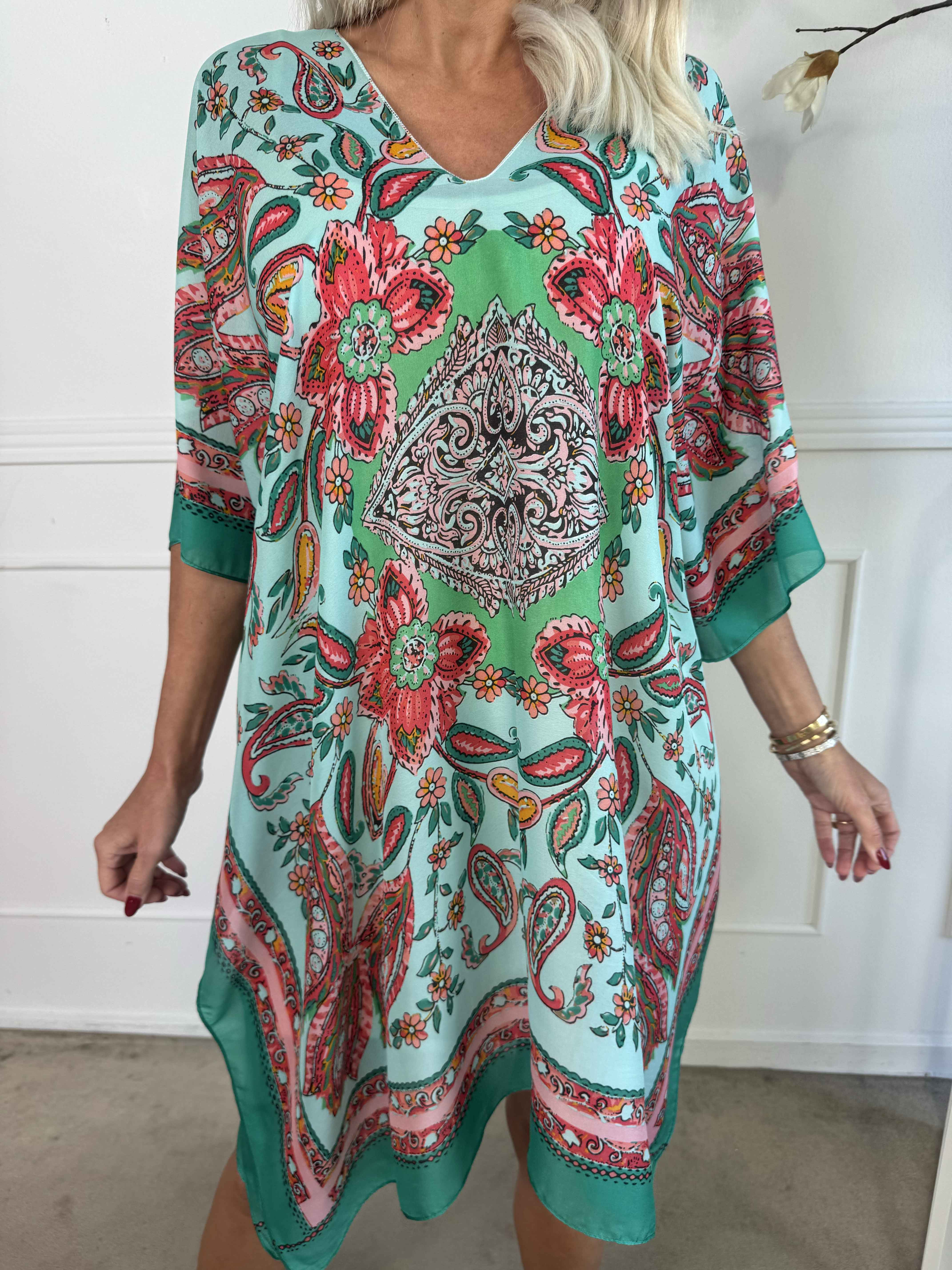 Miranda - Løs mønstret tunika i blød viskose og silke