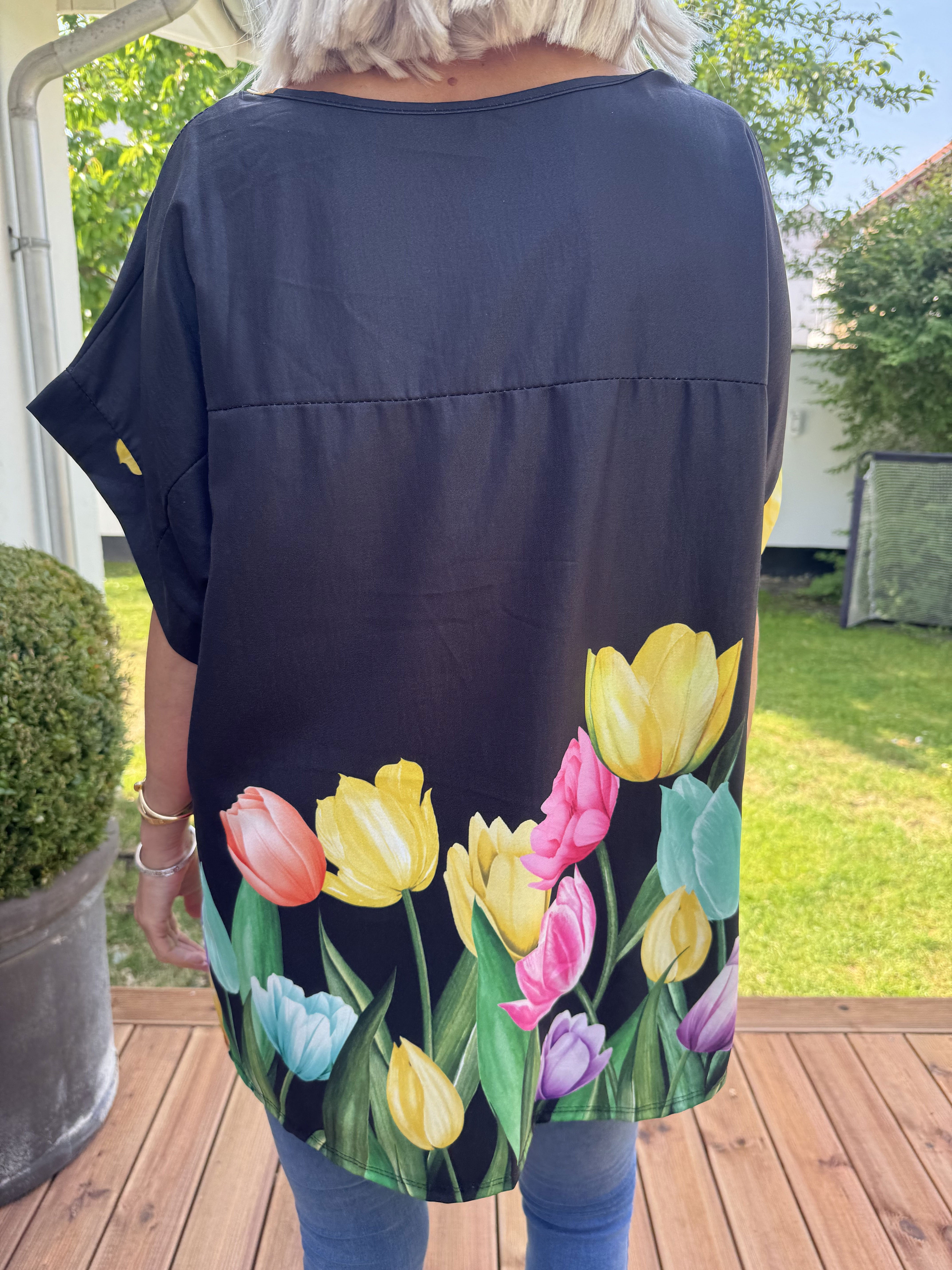 Montana - Bluse med korte ærmer og tulipan motiver