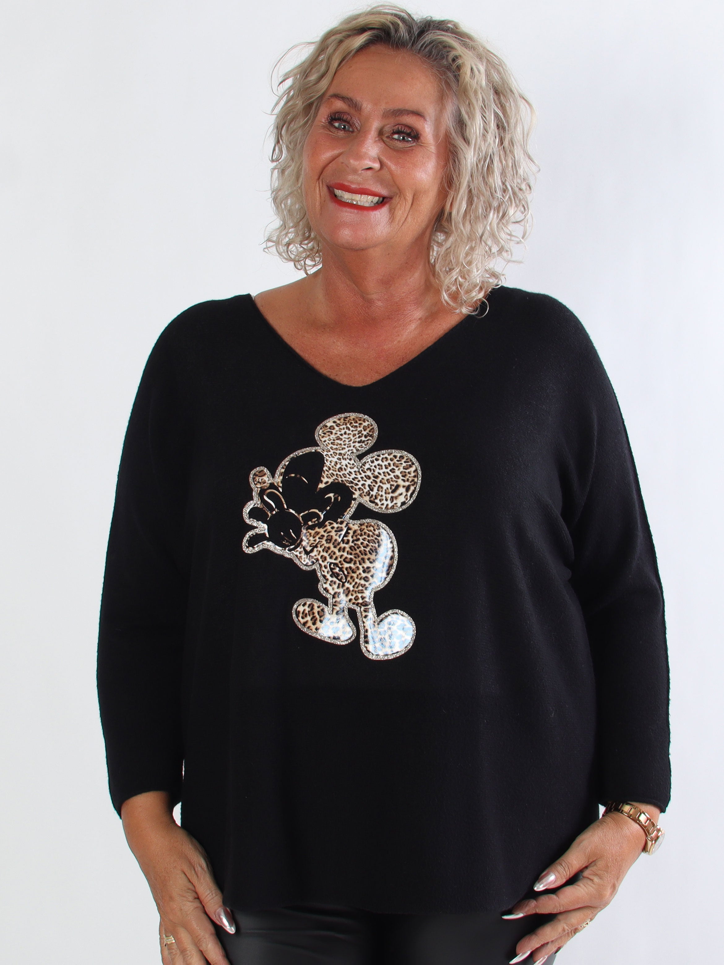 Mouse - Blød plus size strikbluse med mickey tryk i leo