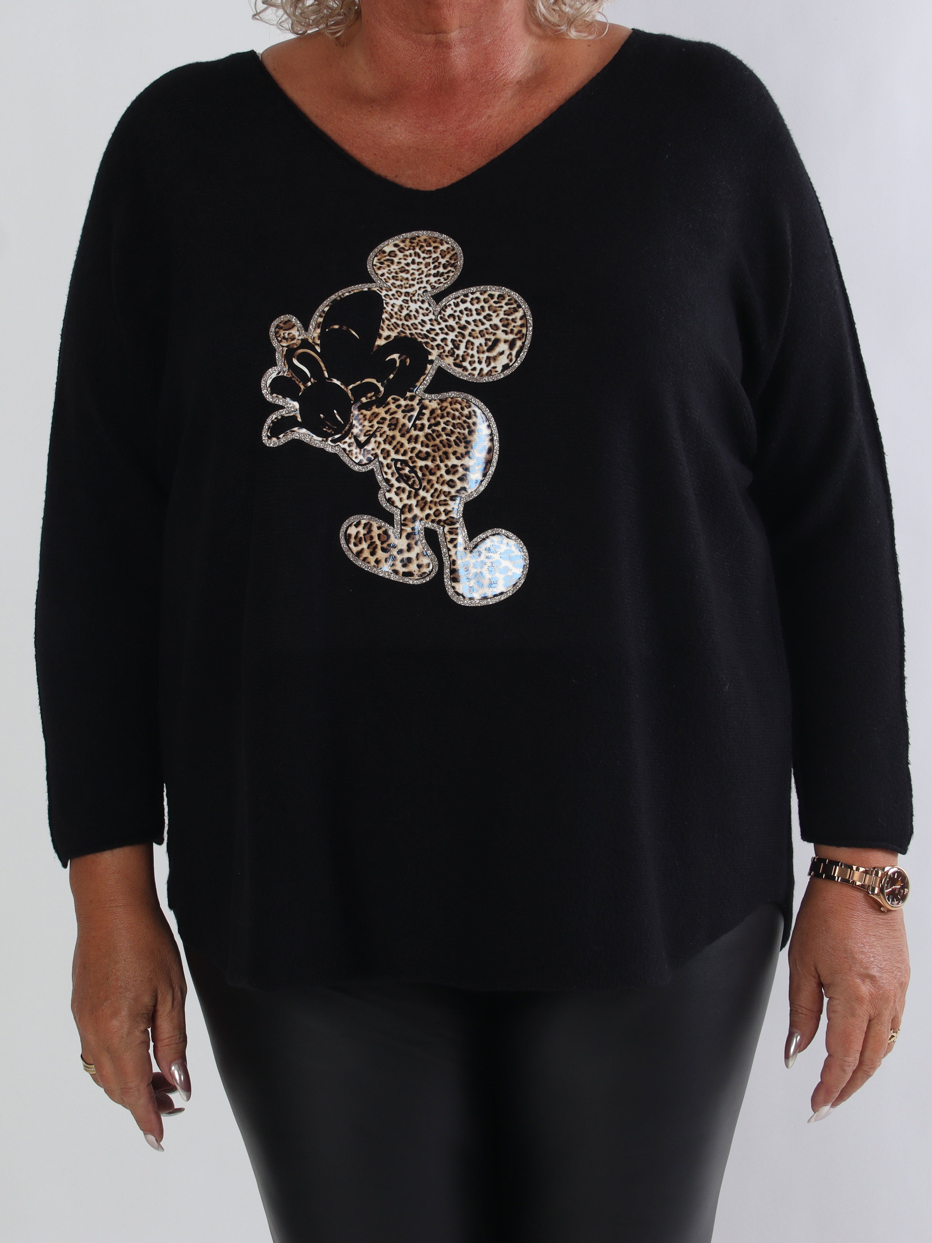 Mouse - Blød plus size strikbluse med mickey tryk i leo