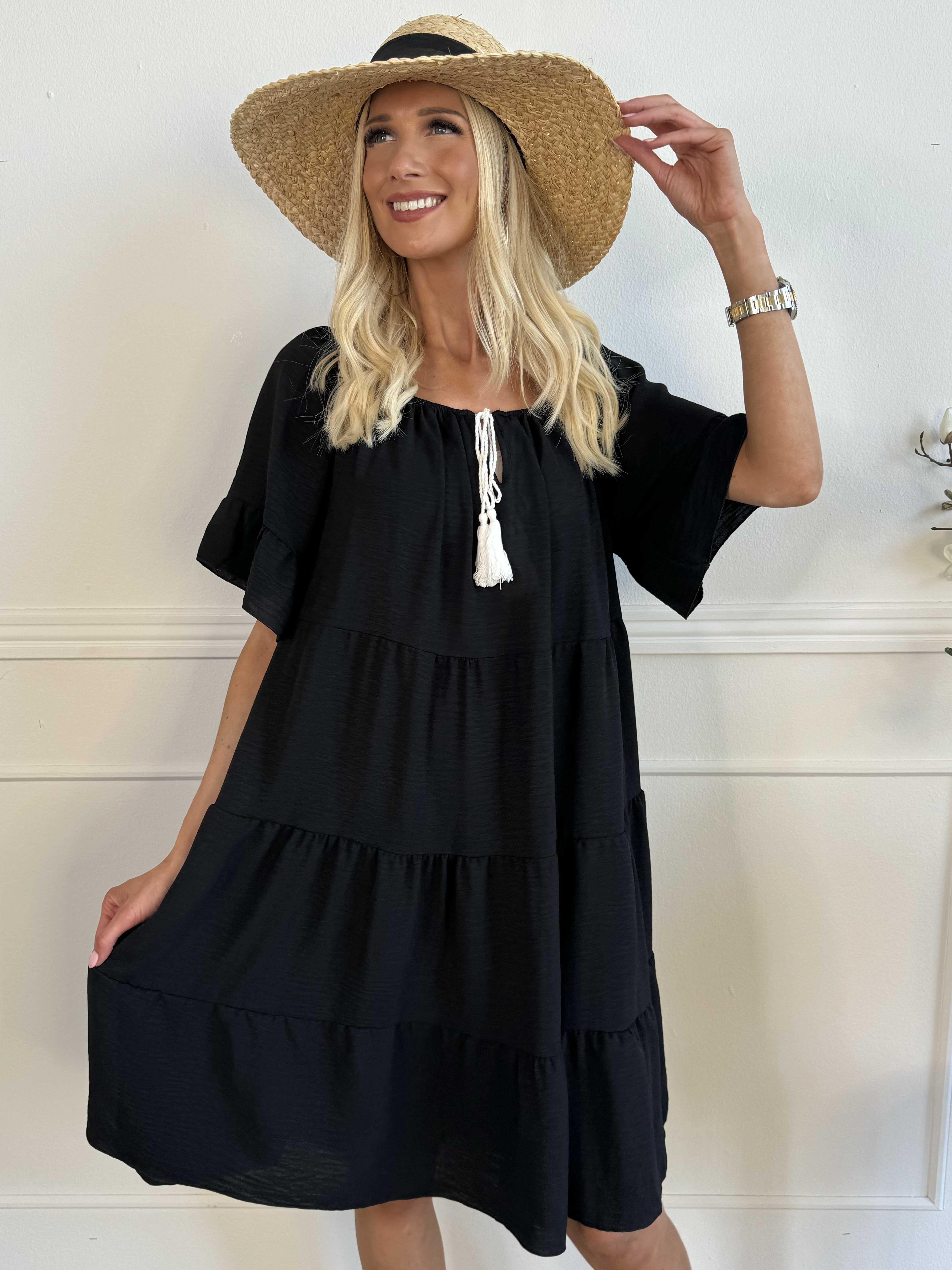 Murcia - Lag på lag kjole i viskose med elastik i udskæringen