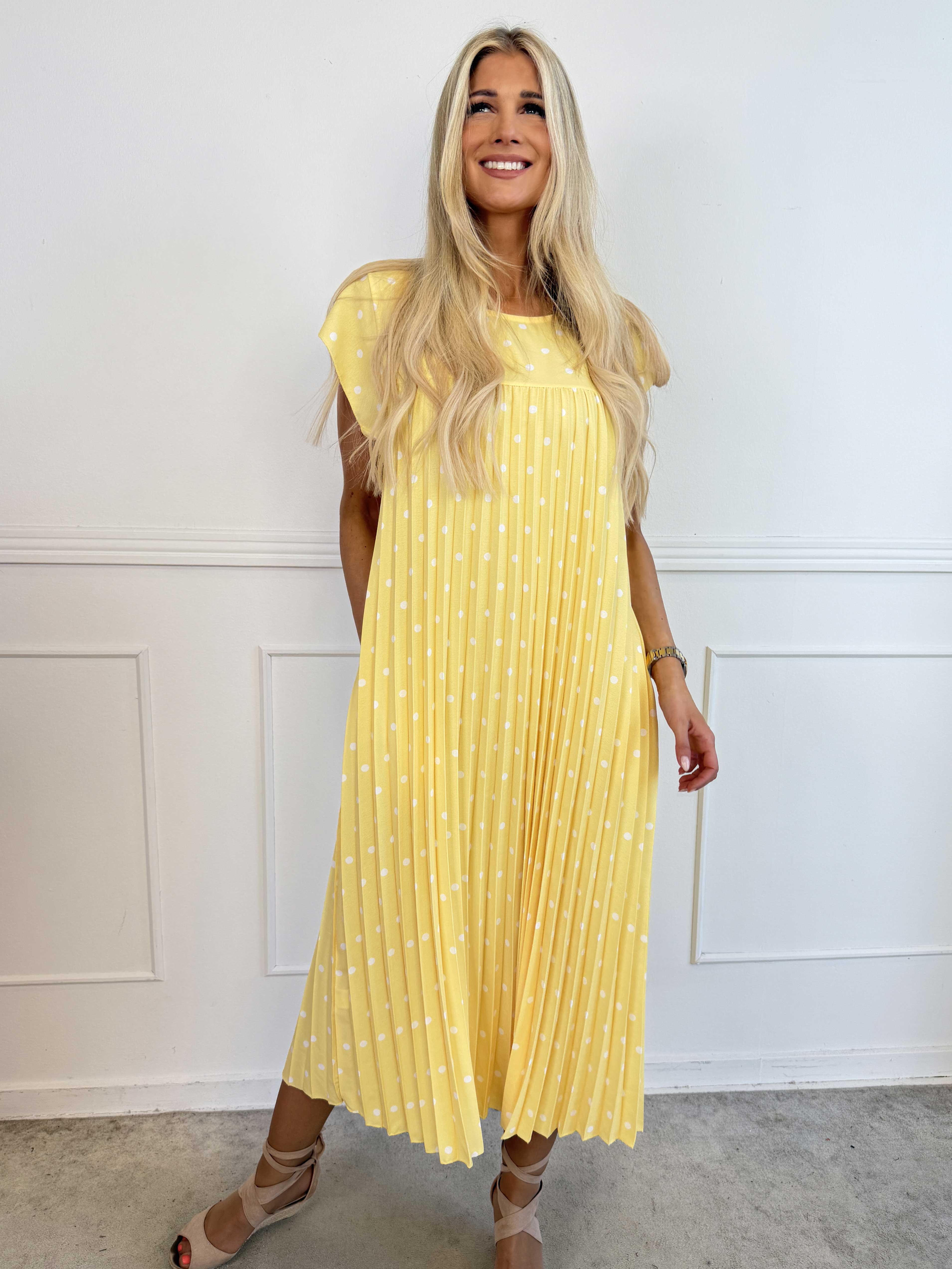 Nancy Dot - Lang plisseret kjole med prikker og lommer