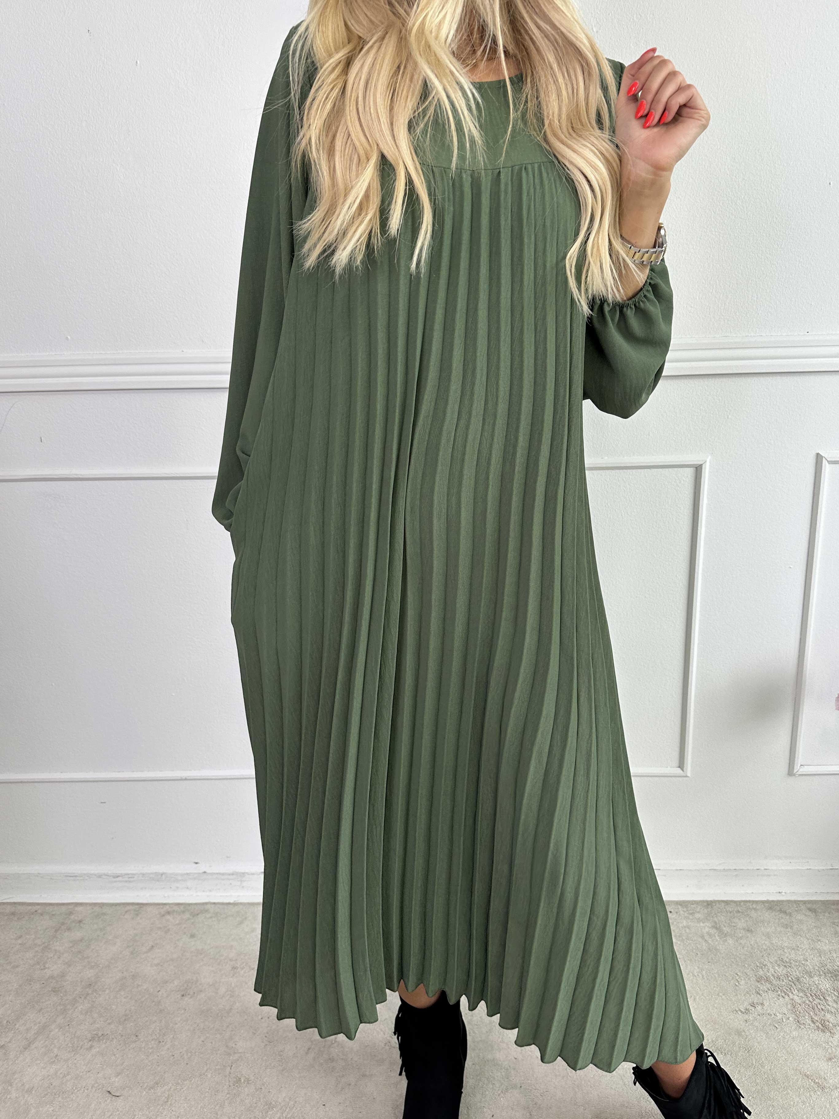 Nancy Long Sleeve - Lang kjole med plisseringer og lommer