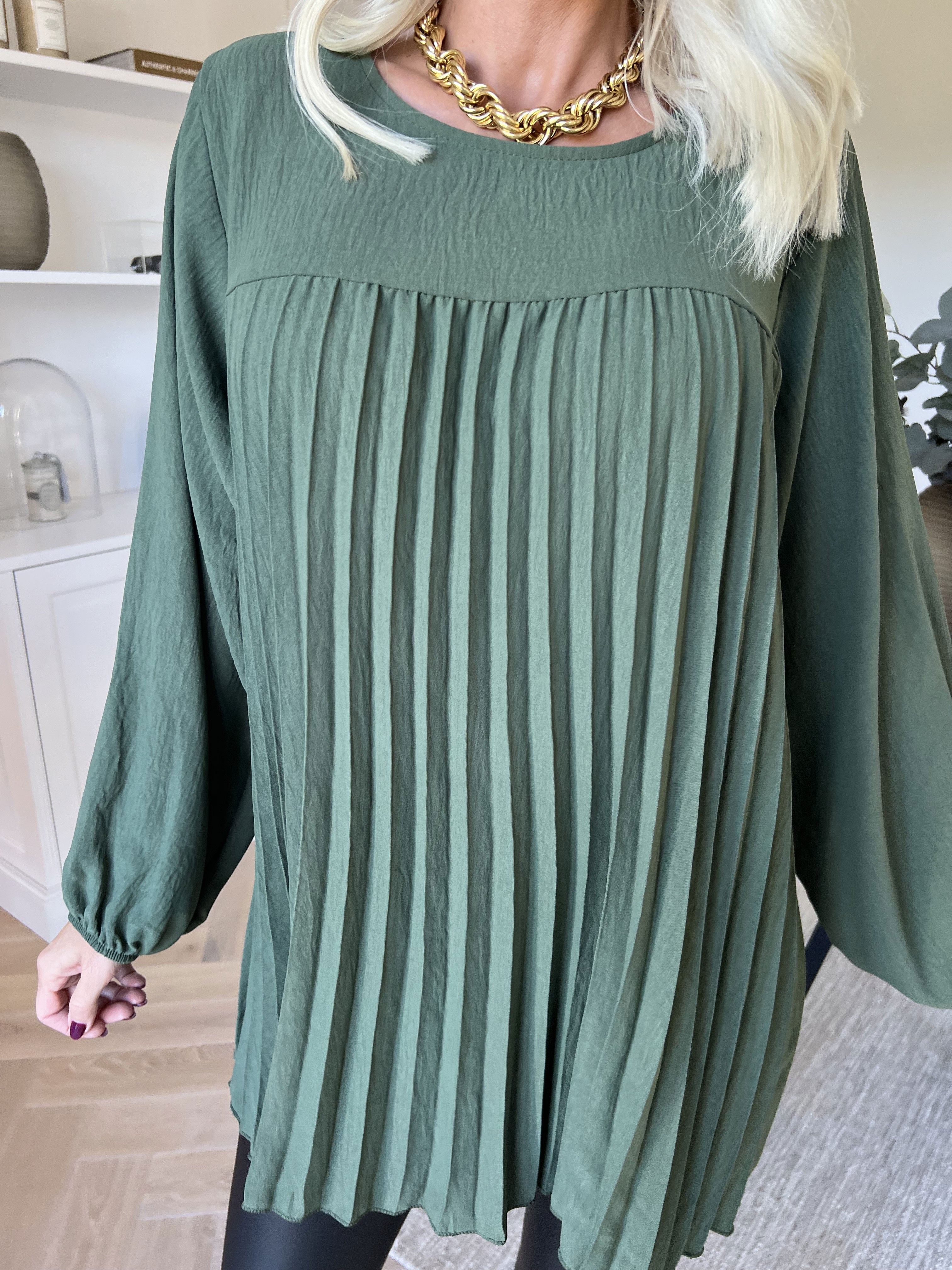 Nancy Shirt L/S - Sød bluse med plisseringer