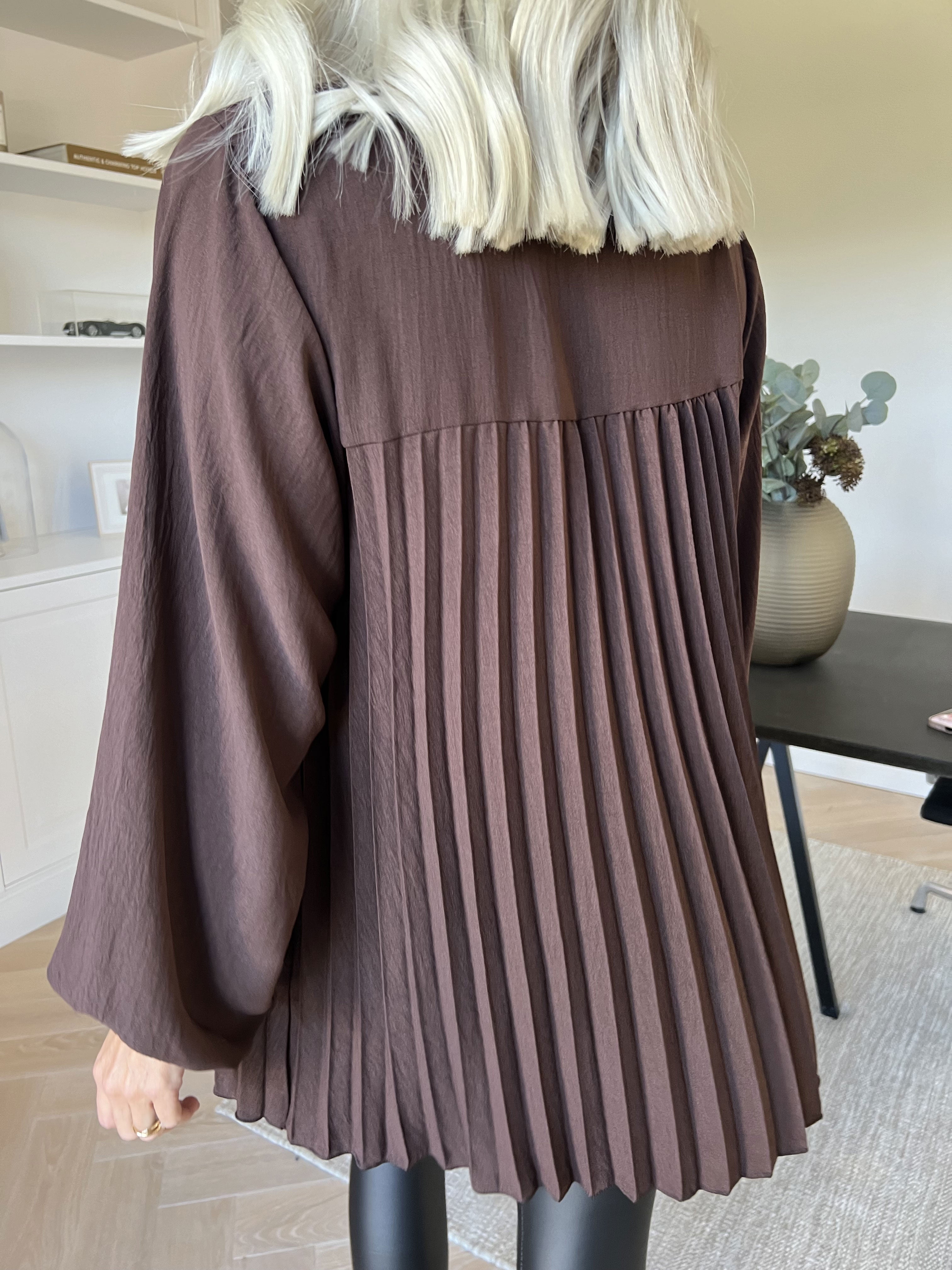 Nancy Shirt L/S - Sød bluse med plisseringer