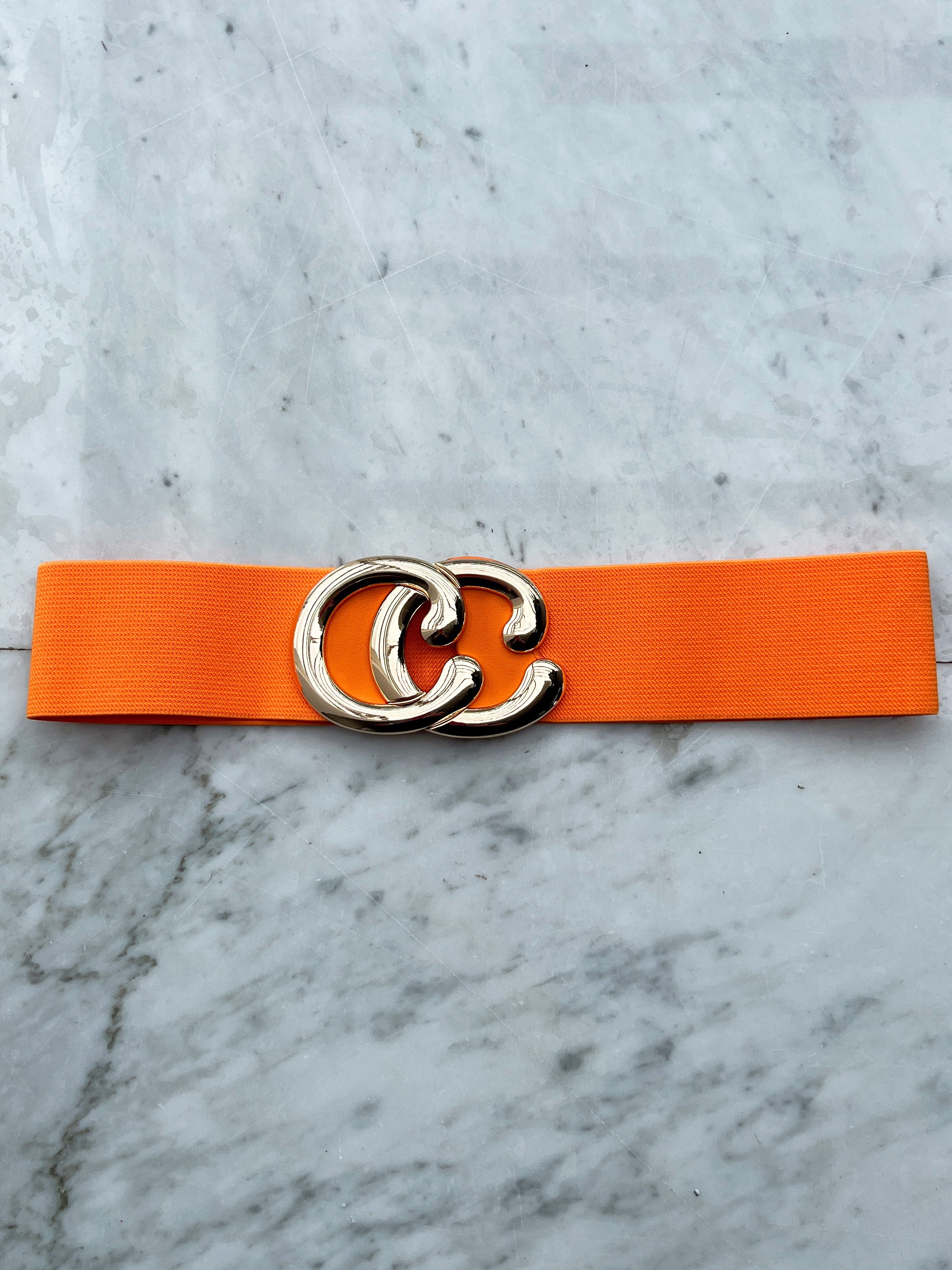 Nanna - Bredt elastisk taljebælte med guldspænde