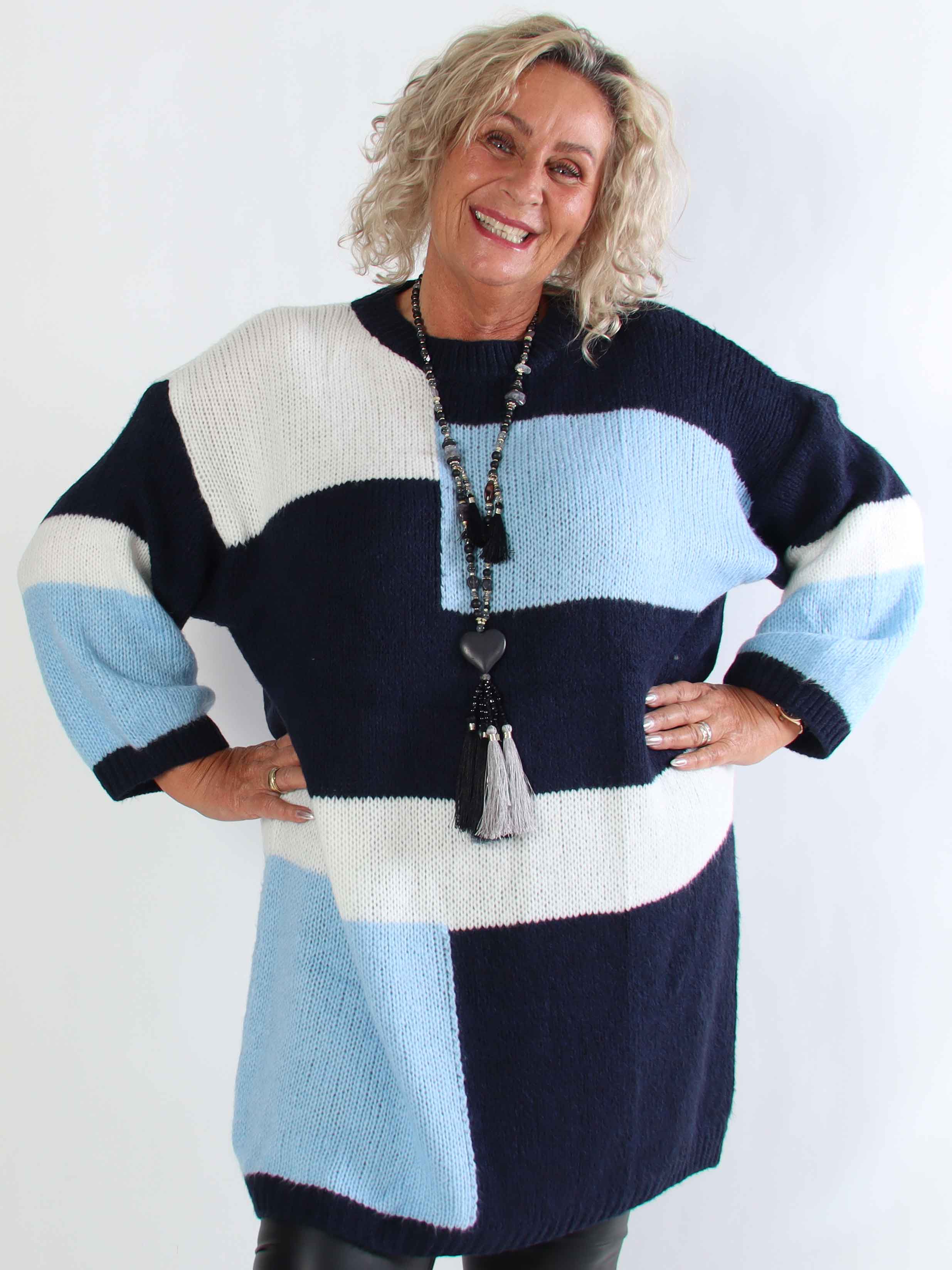 Nesrin - Blød flerfarvet plus size strikkjole