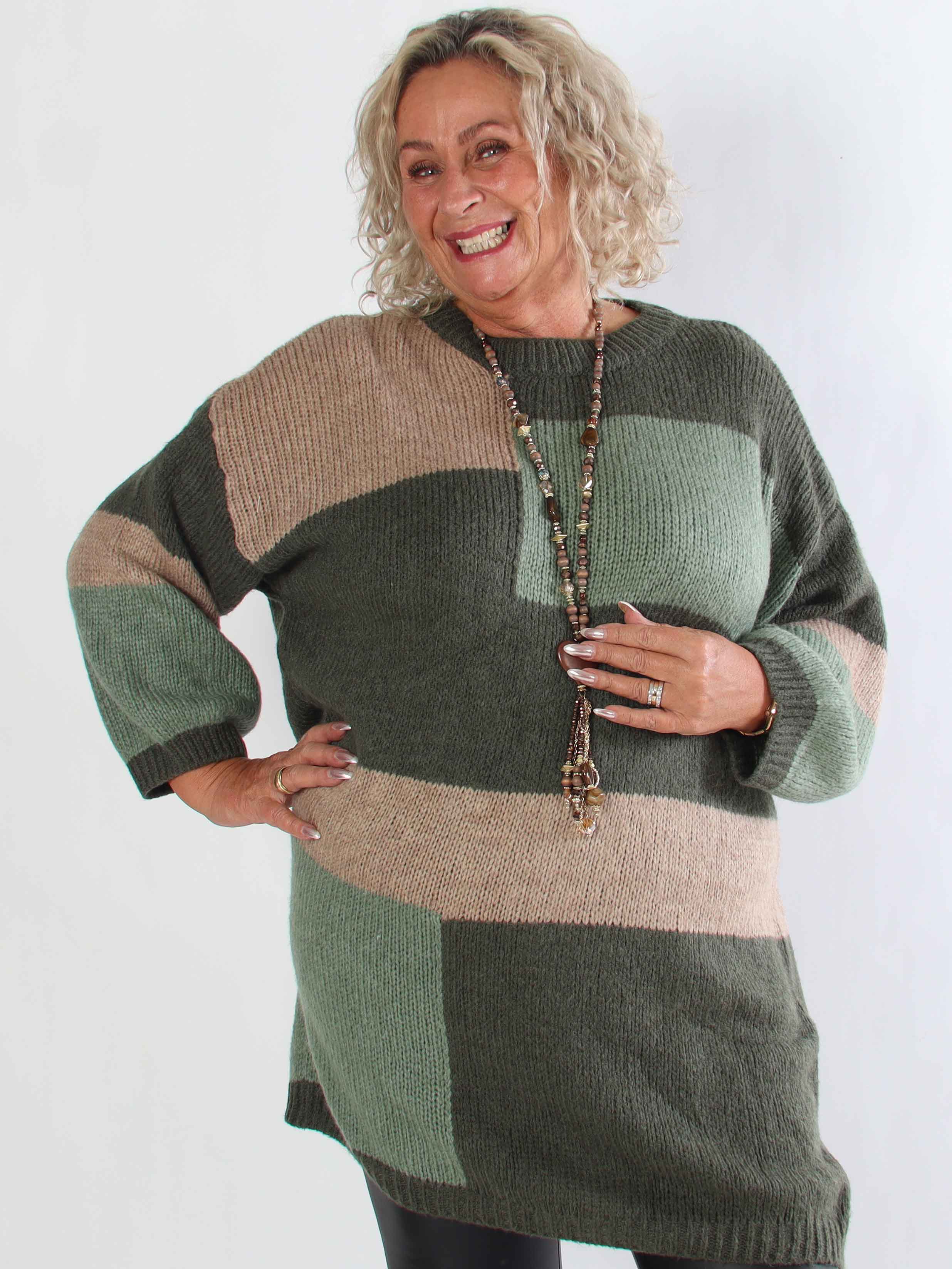 Nesrin - Blød flerfarvet plus size strikkjole