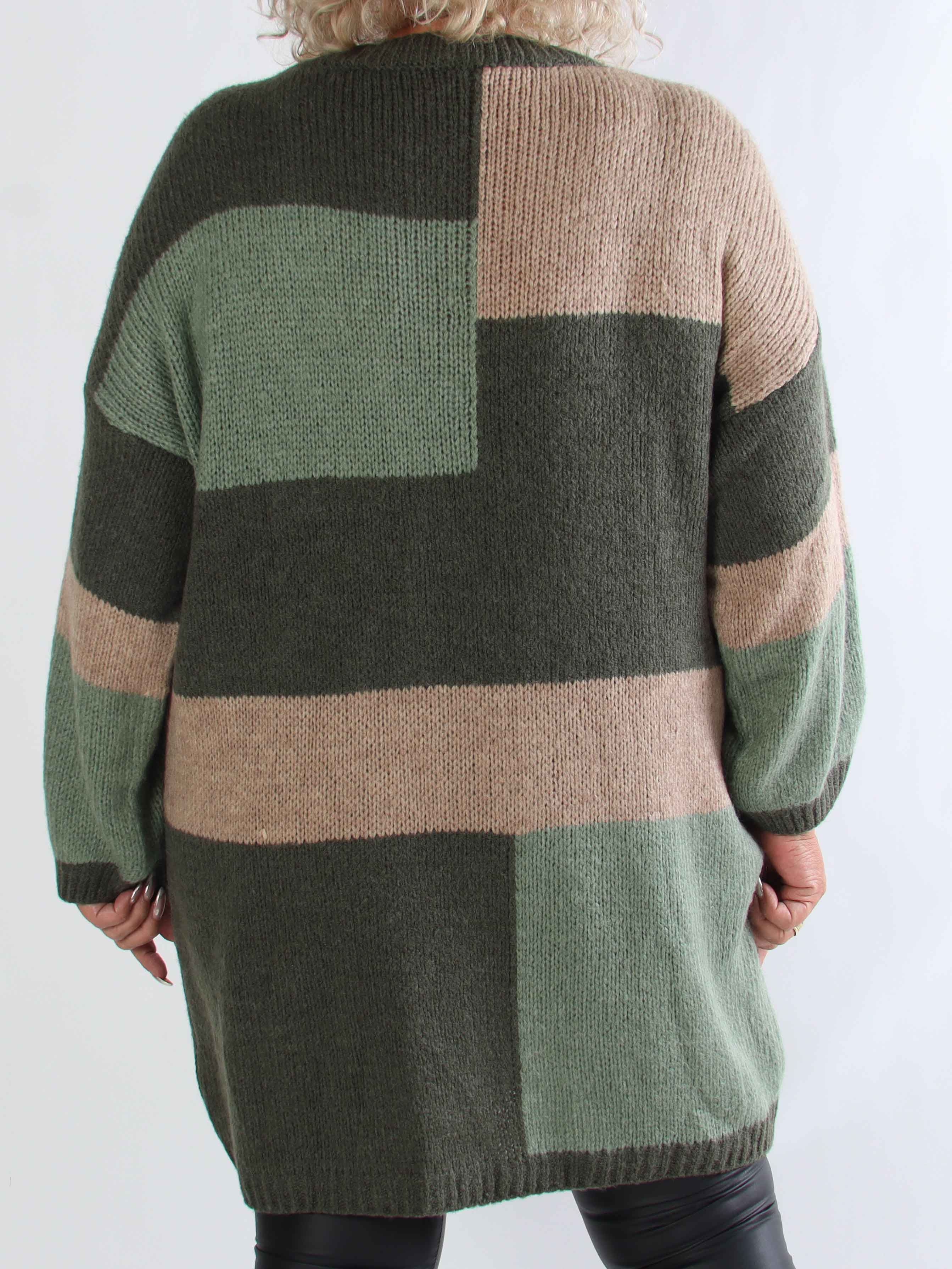 Nesrin - Blød flerfarvet plus size strikkjole