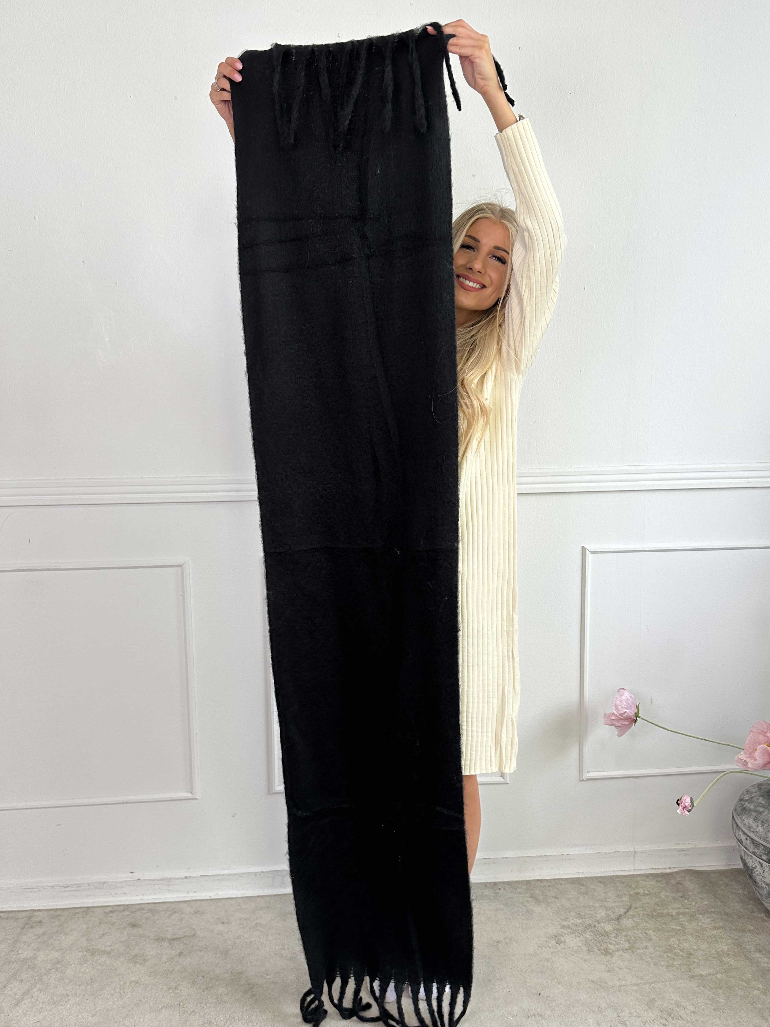 Nevaeh - Blødt tørklæde i viskose og uld