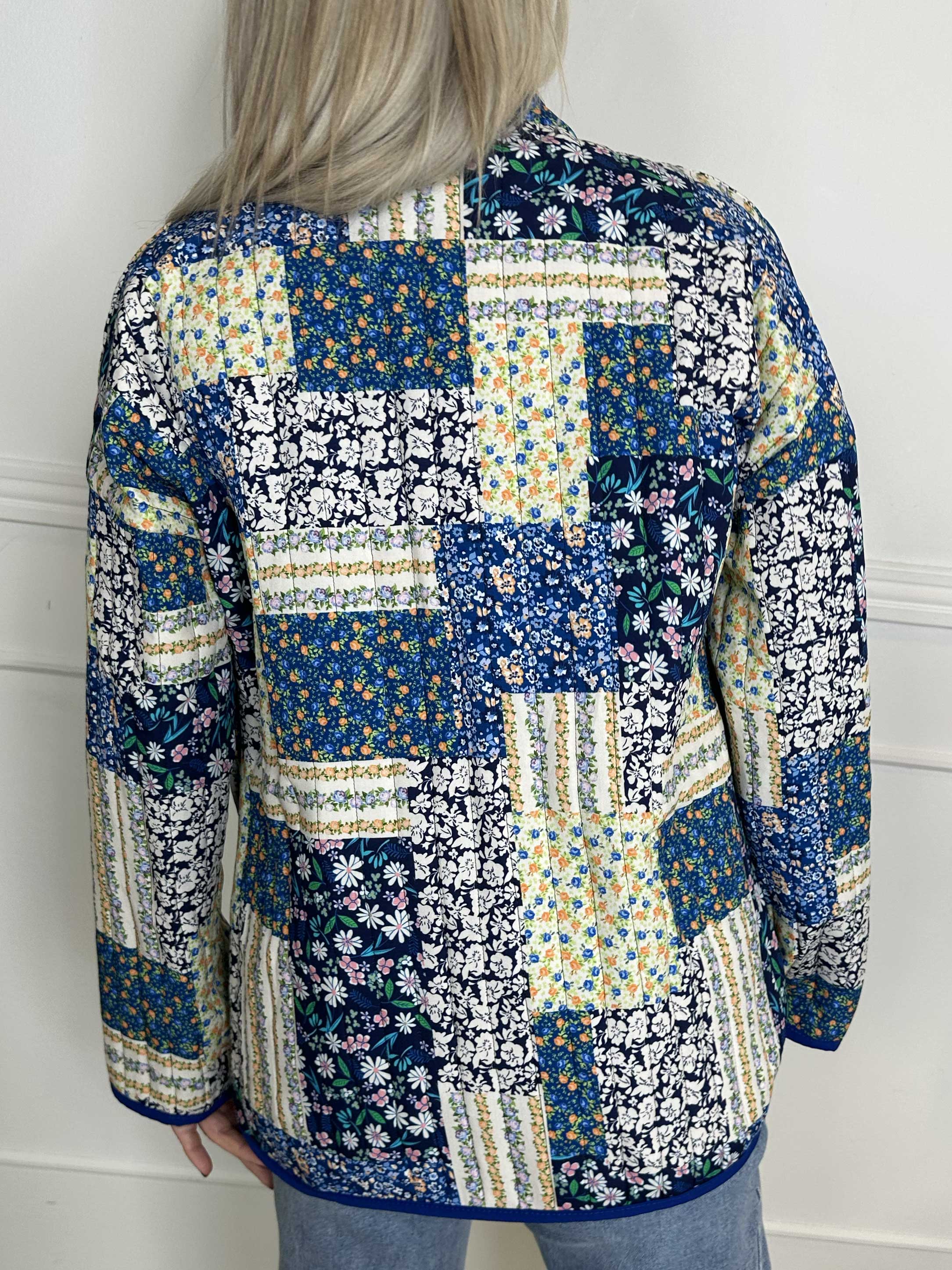 Niah - Blød blomstret jakke