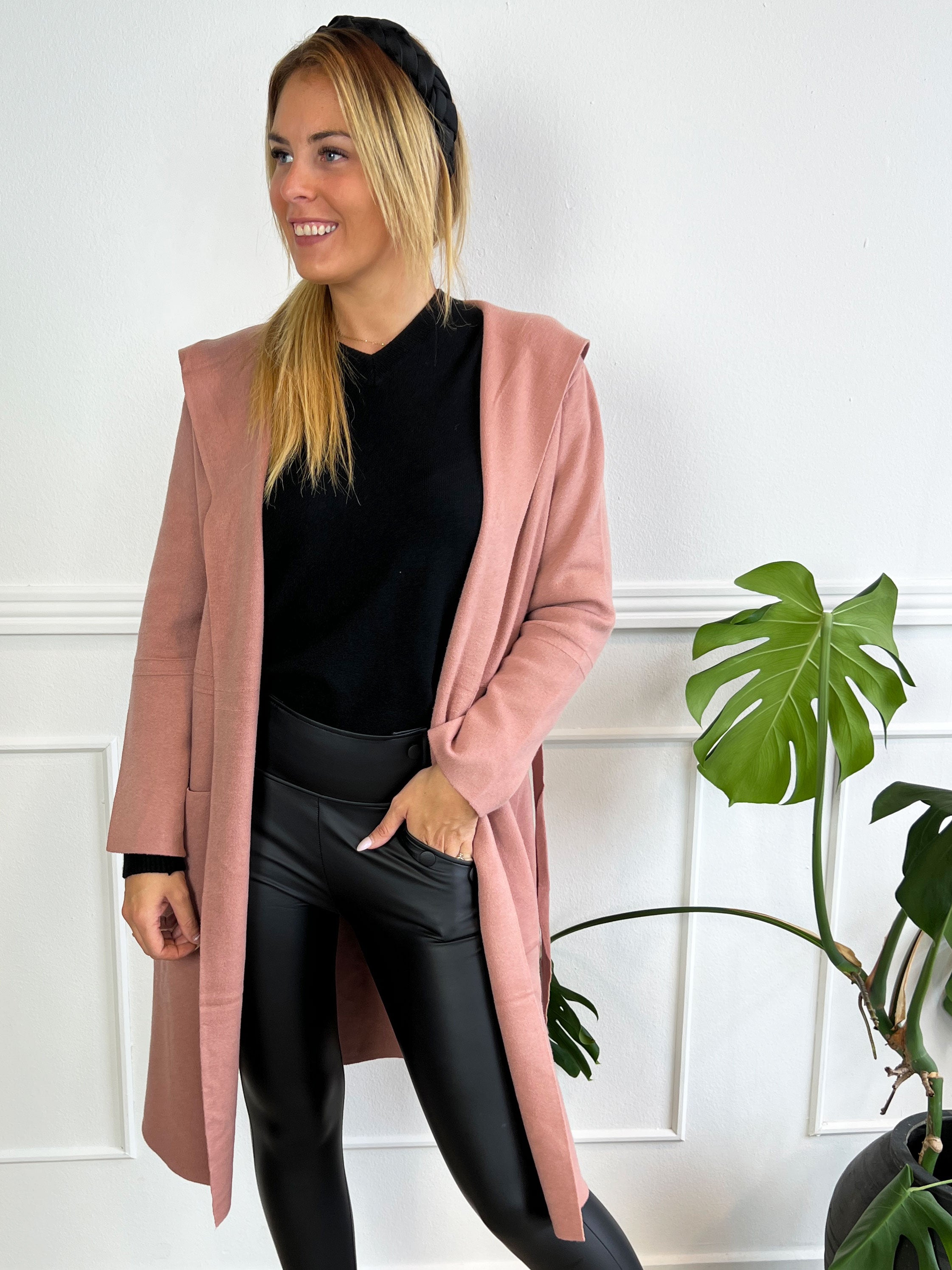 Nina - Dejlig blød cardigan med hætte og bindebånd