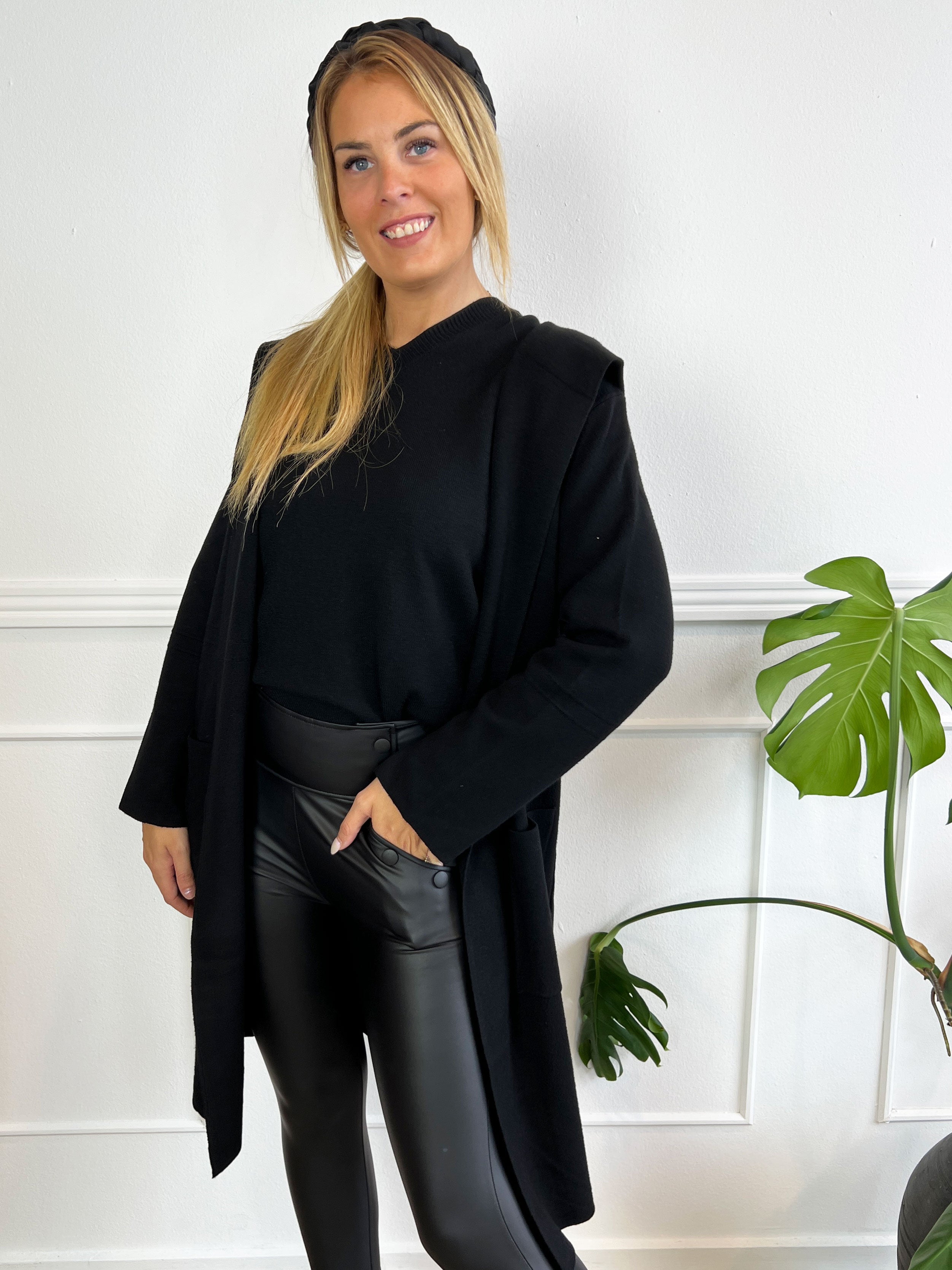 Nina - Dejlig blød cardigan med hætte og bindebånd