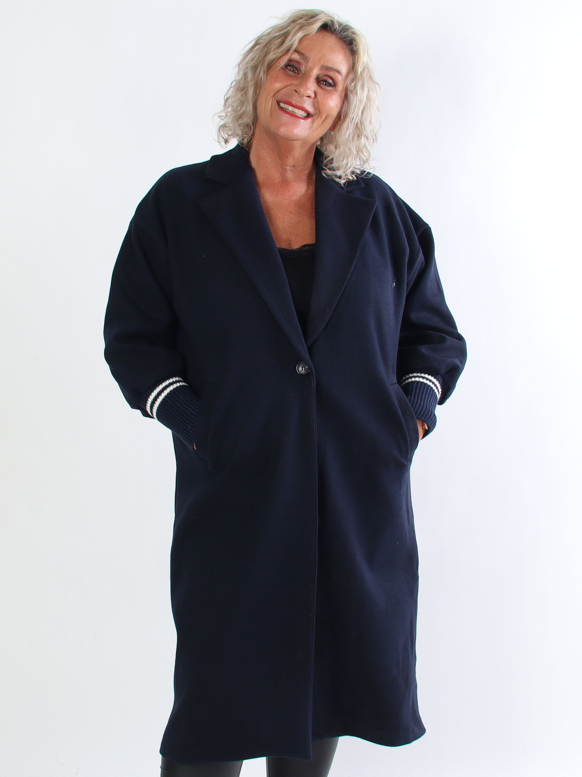 Nitas - Plus size overgangsjakke med strikket ærmestykke