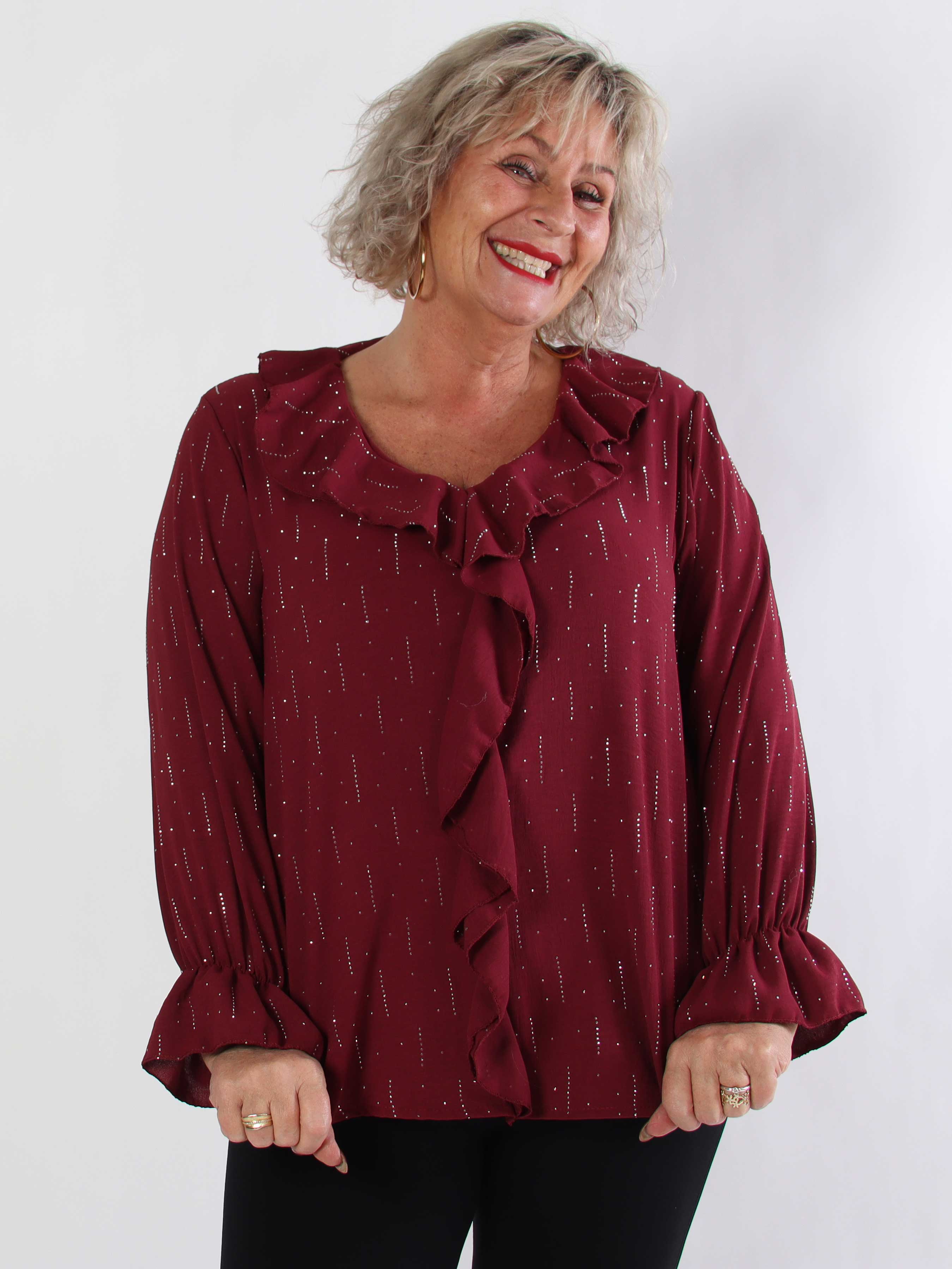 Noor - Plus size tunika med flæser og similisten