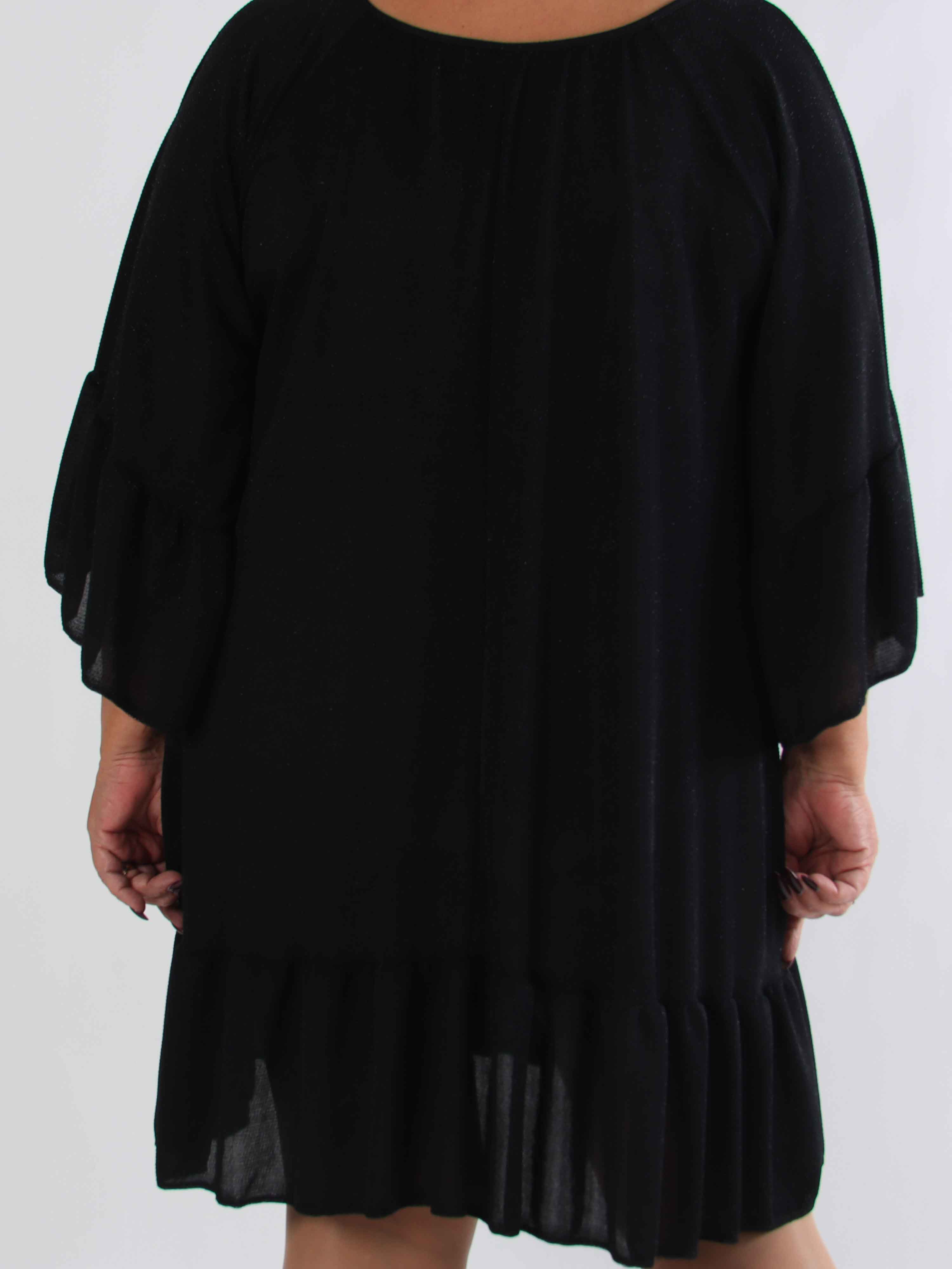 Novia Glitter - Elastisk plus size kjole med glimmertråde og flæser