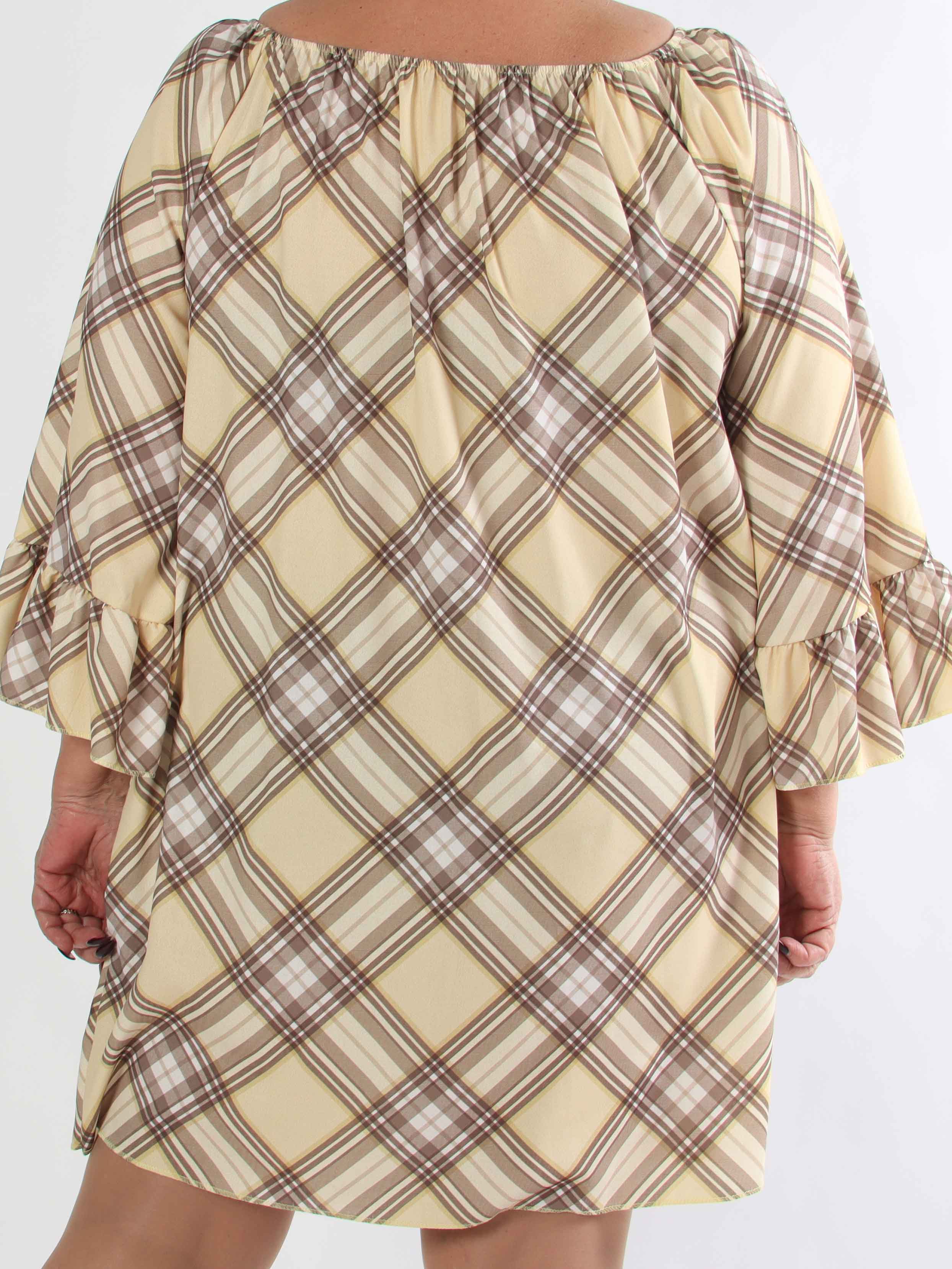 Nubia - Ternet plus size kjole i viskoseblanding med fine flæseærmer