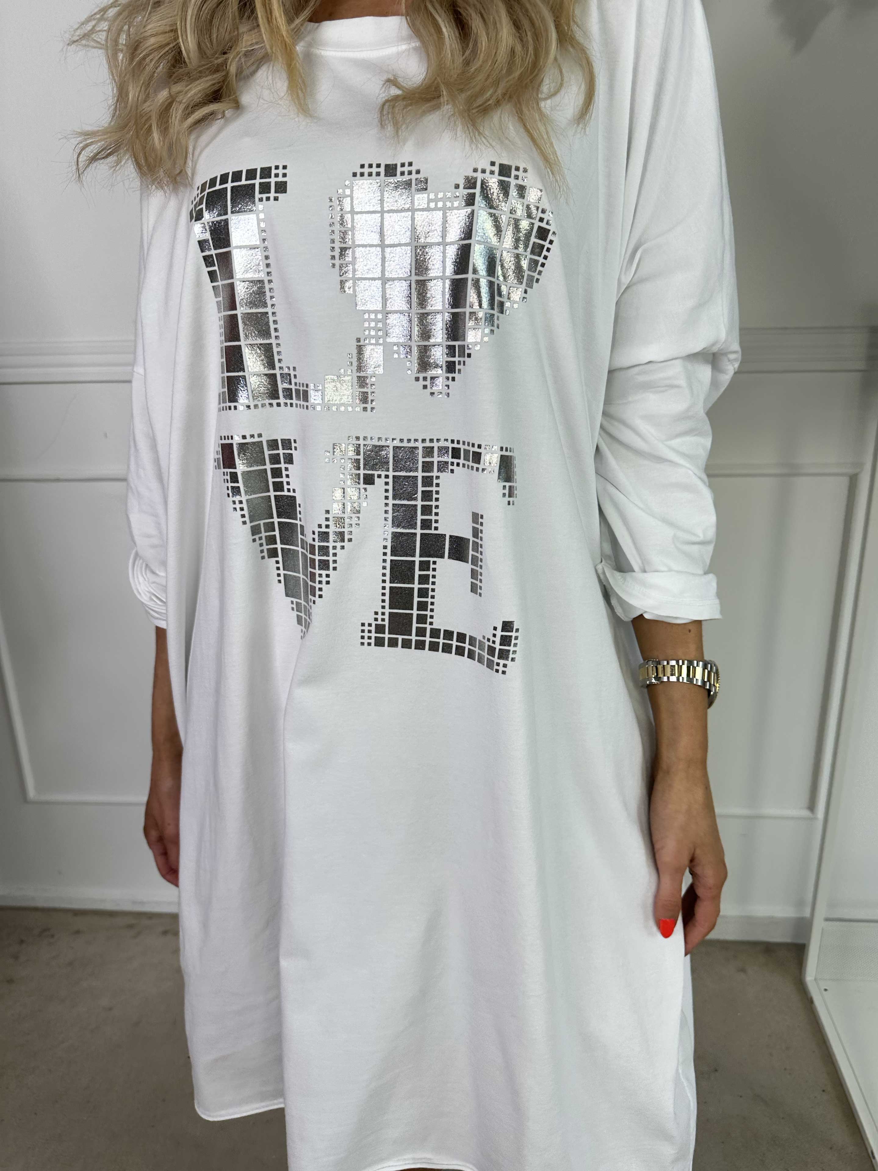 Oaklyn - Blød joggingkjole i bomuld med sølv skrift foran