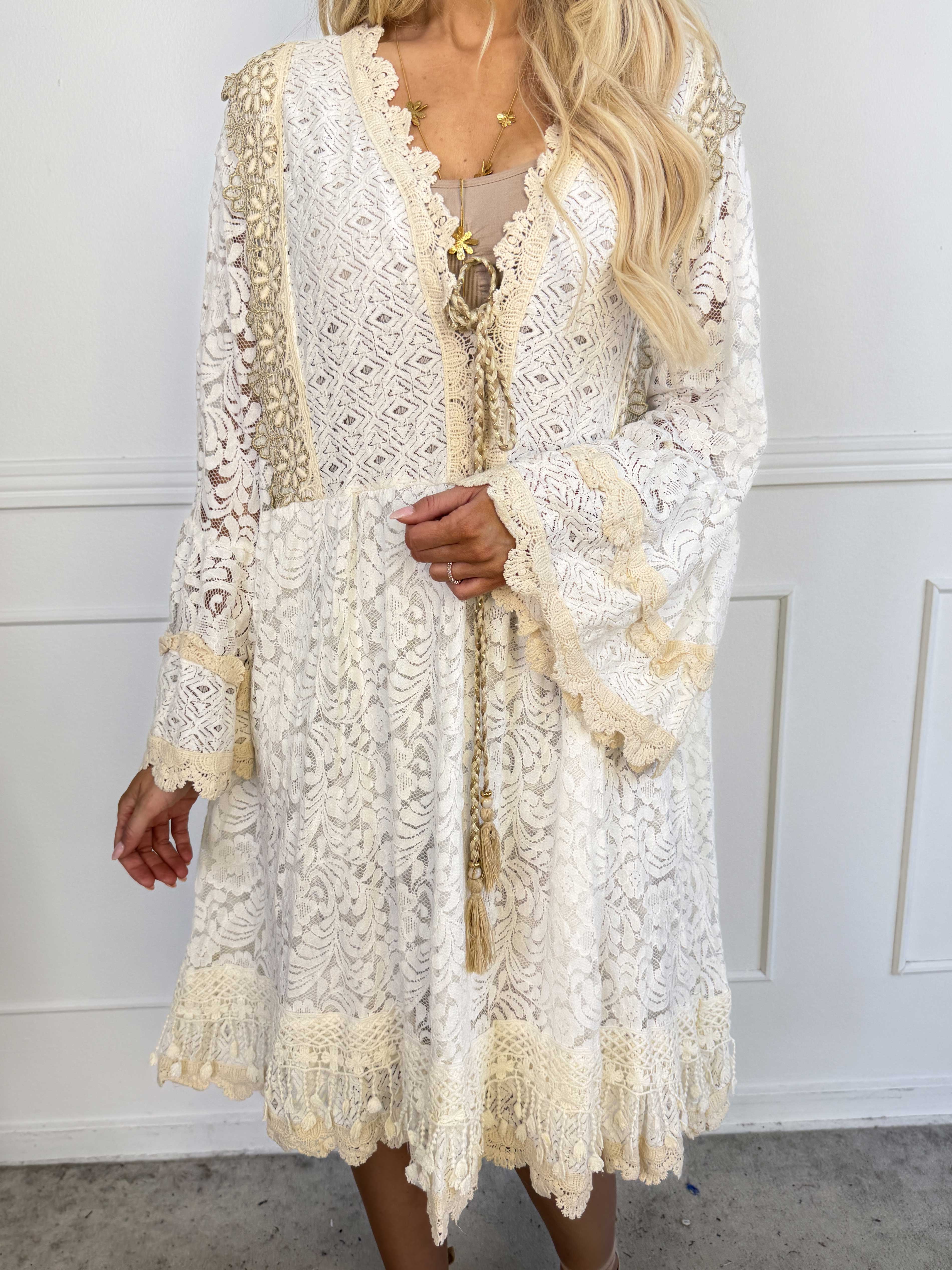 Odessa - Feminin blonde tunikakjole i en bomuldsblanding