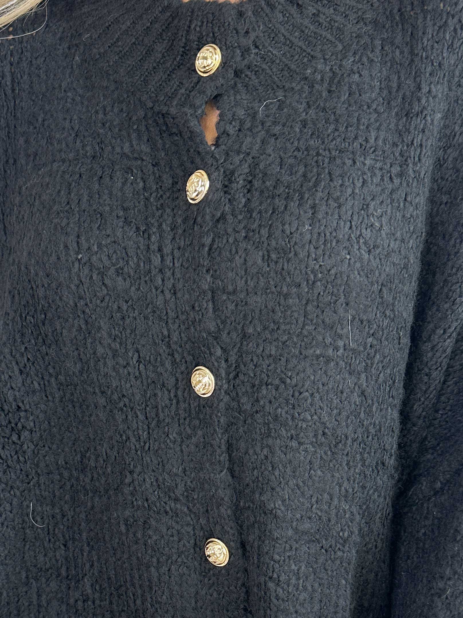 Olrun - Strikcardigan med ballonærmer og guld knapper