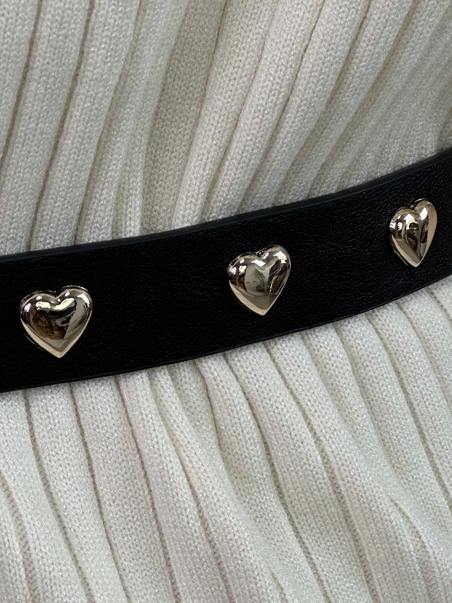 Onisa - Bælte med guld hjerter