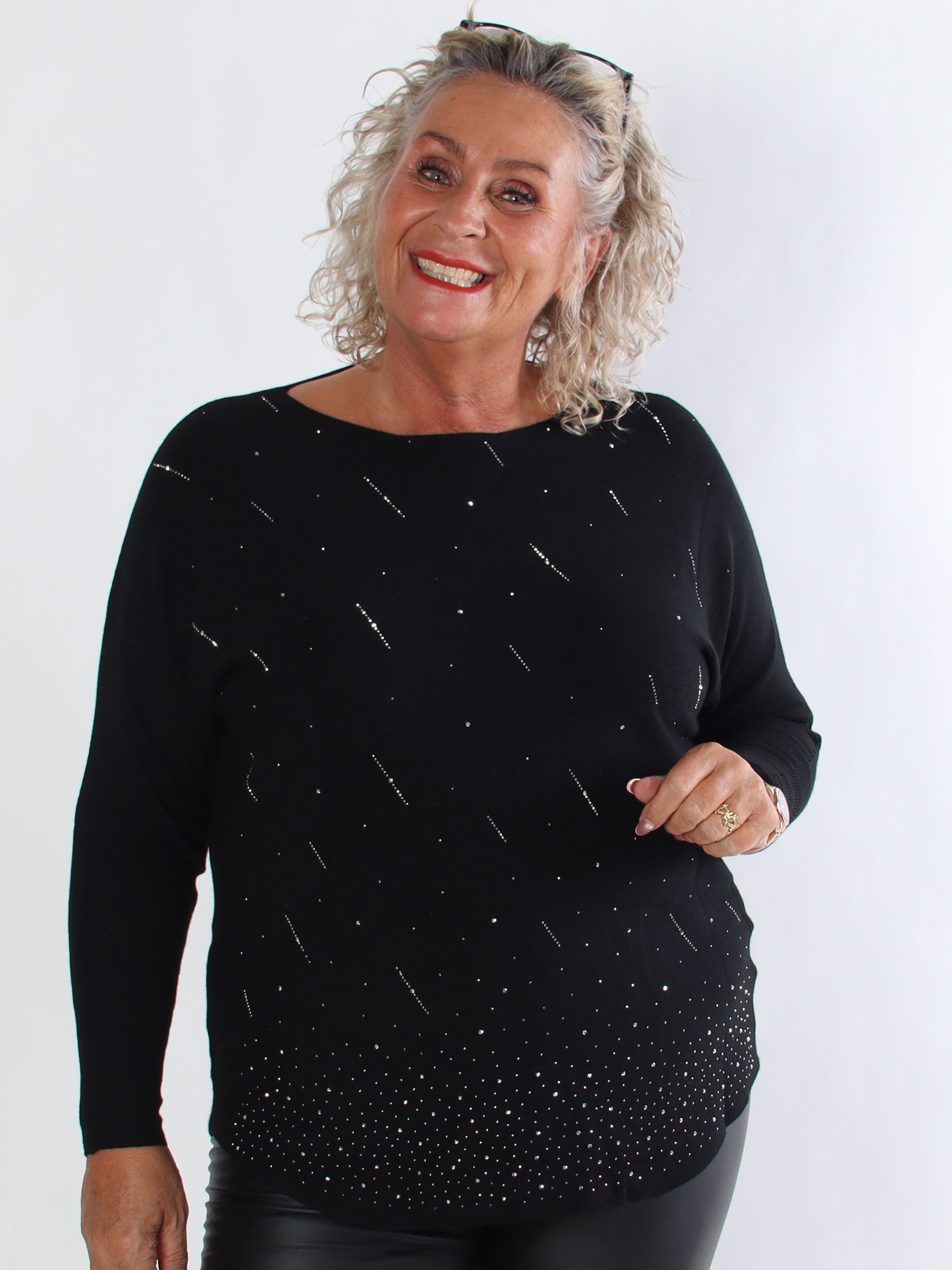 Orion - Blød strik med uld pyntet med fine similisten