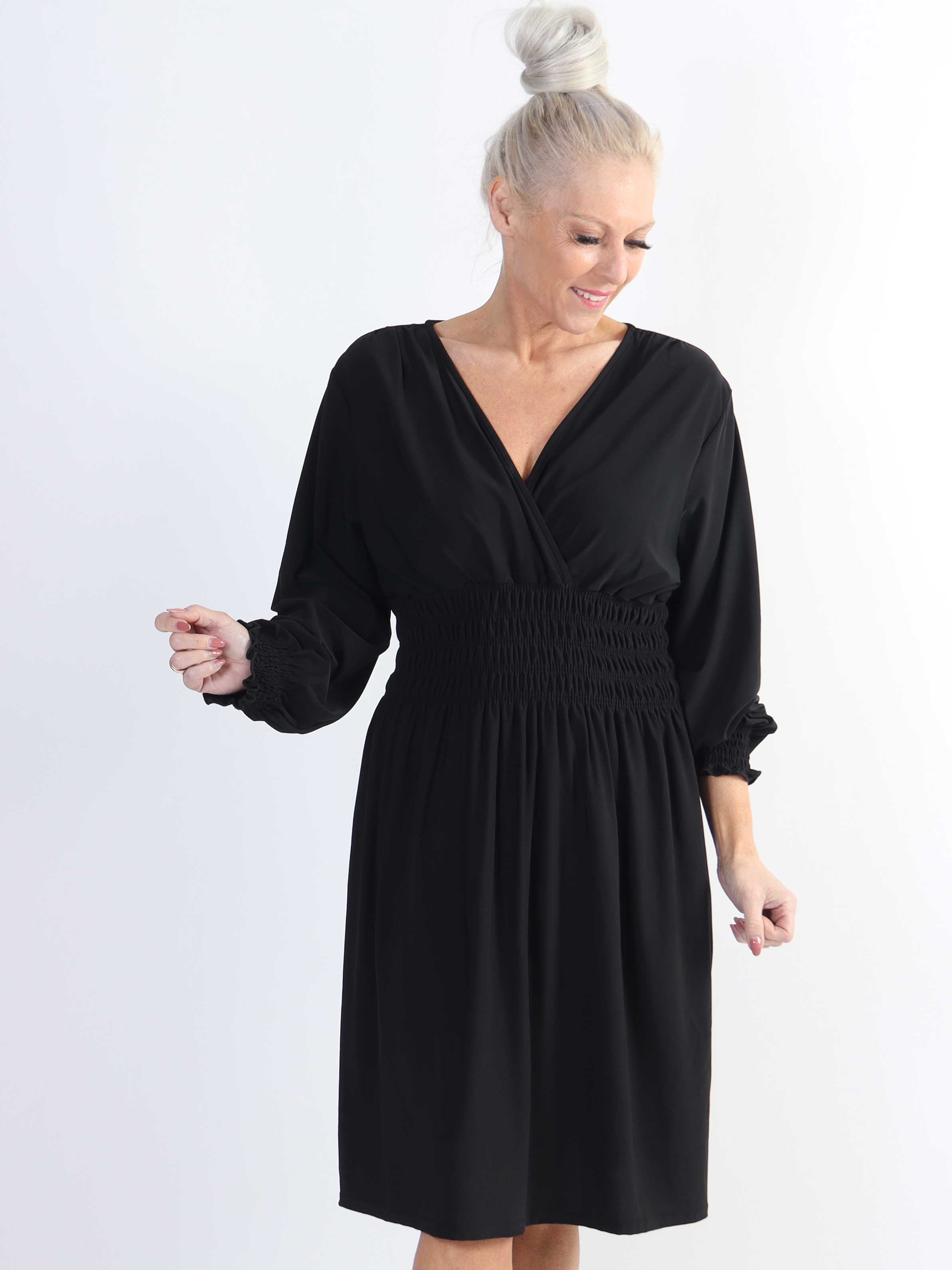 Pams Plain Short L/S - Elastisk plus size kjole med smock og lange ærmer