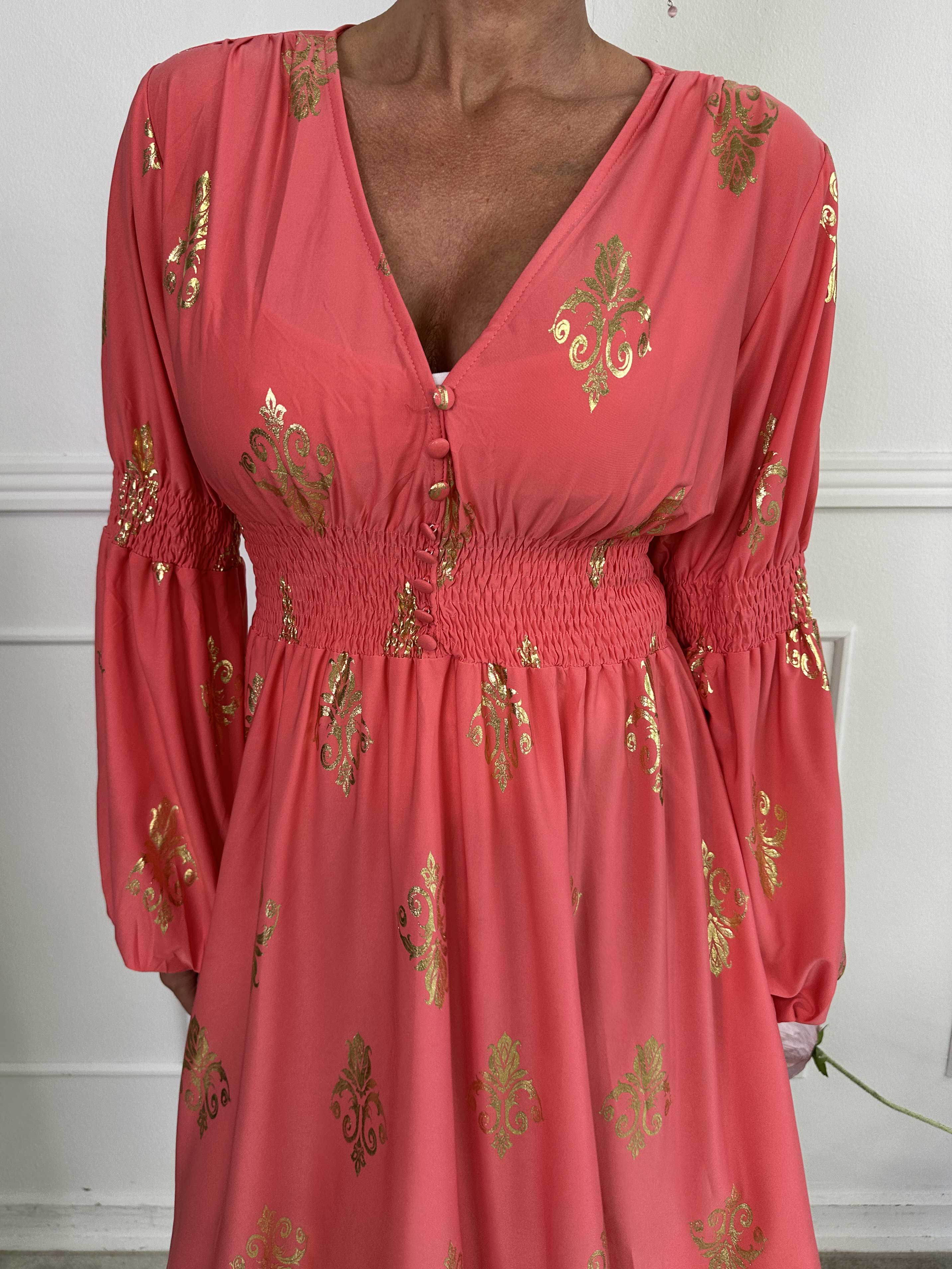 Paige Royal Gold - Elastisk kjole med guldprint og knapper ved brystet