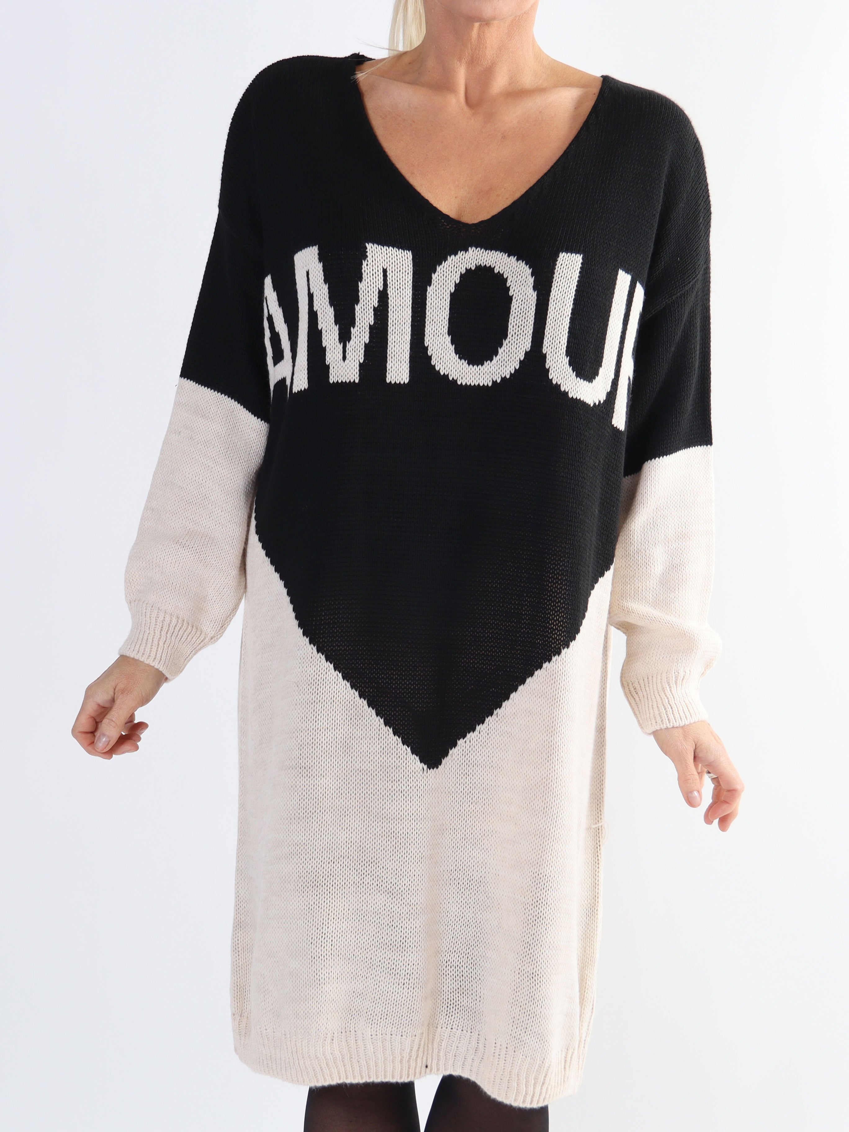 Palermo - Tofarvet plus size strikkjole med amour stående