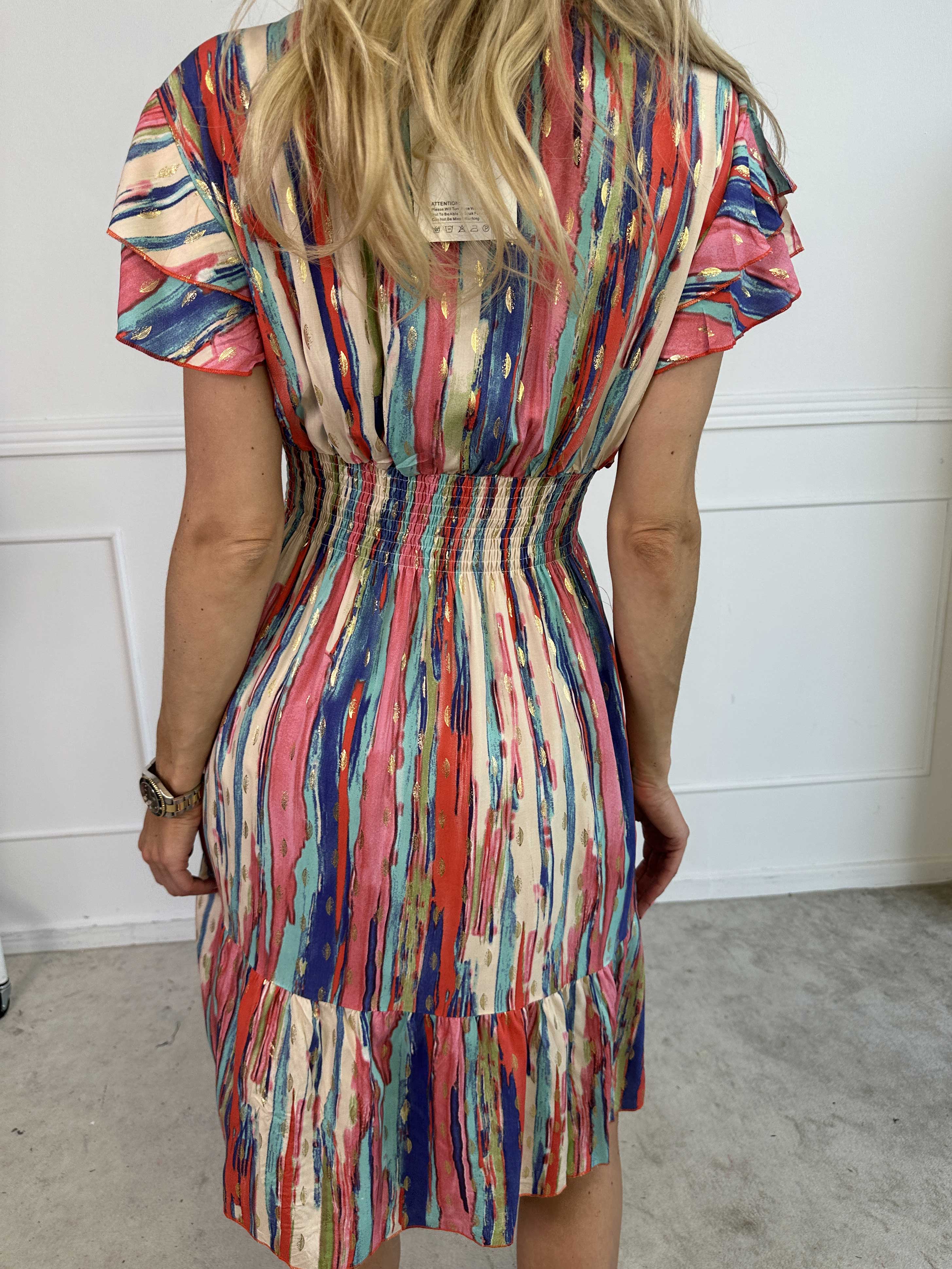 Palina Stripe Short - Sød stribet kjole i viskose med gulddetaljer