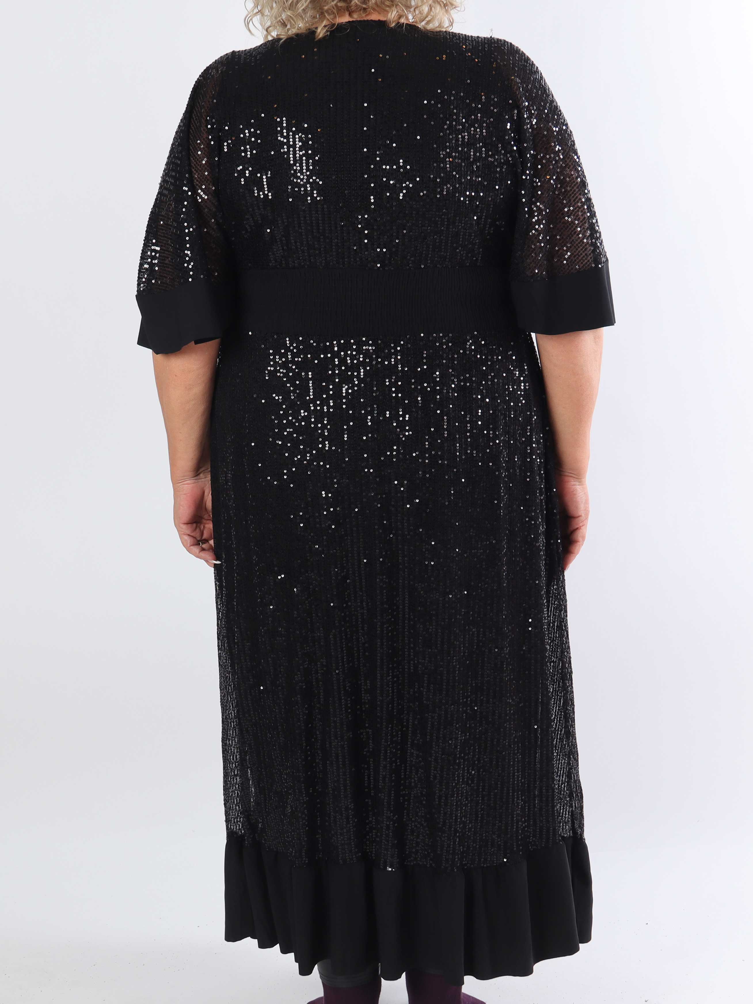 Pamela Glitter - Lang plus size pailletkjole med flæser og smock