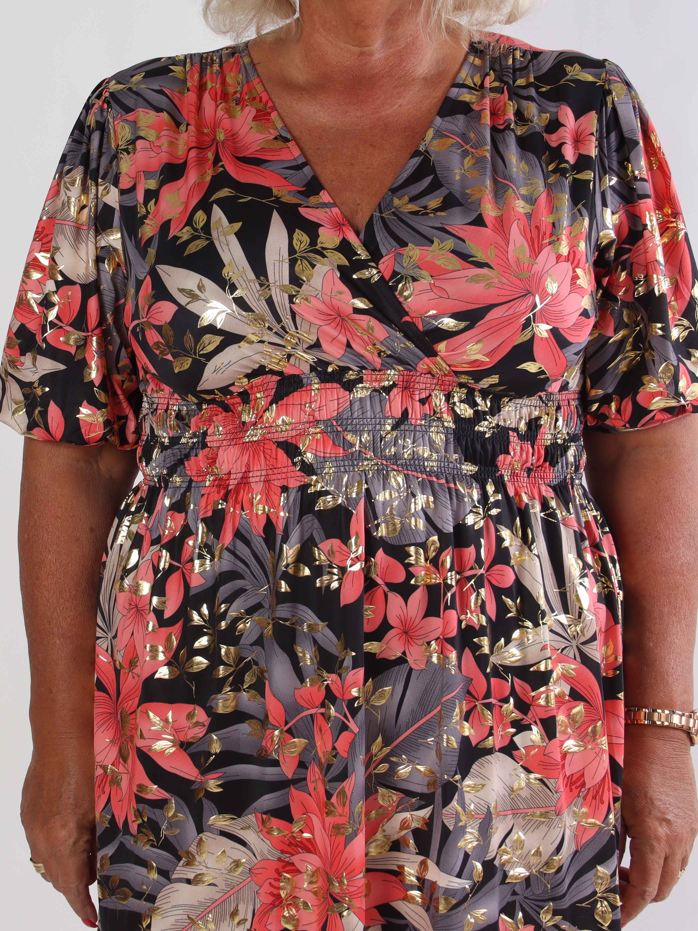 Pamina Leaf Short - Kort elastisk plus size kjole med blad motiver