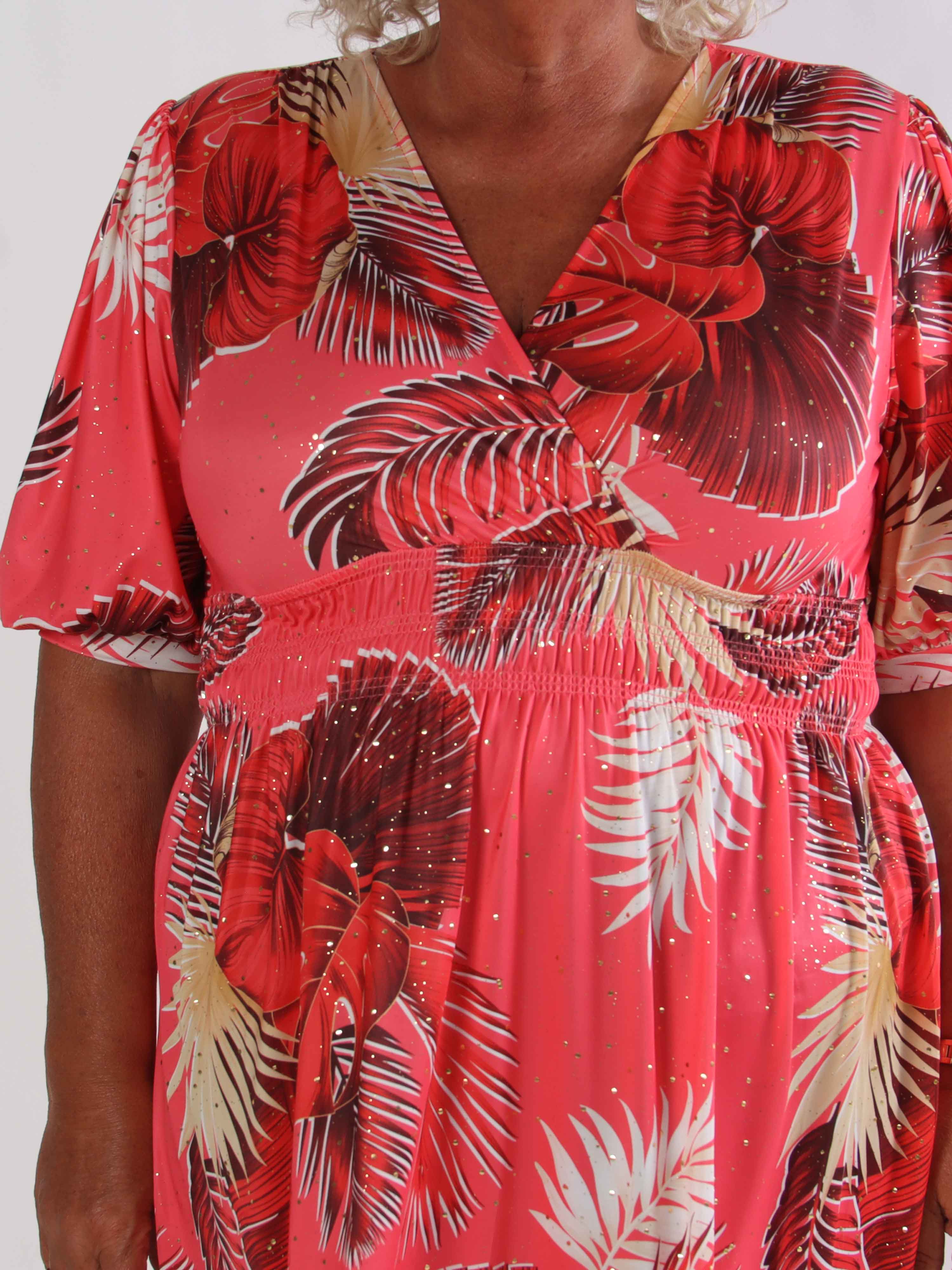 Pamina Palm Short - Elastisk plus size kjole med blad motiver og guld støv